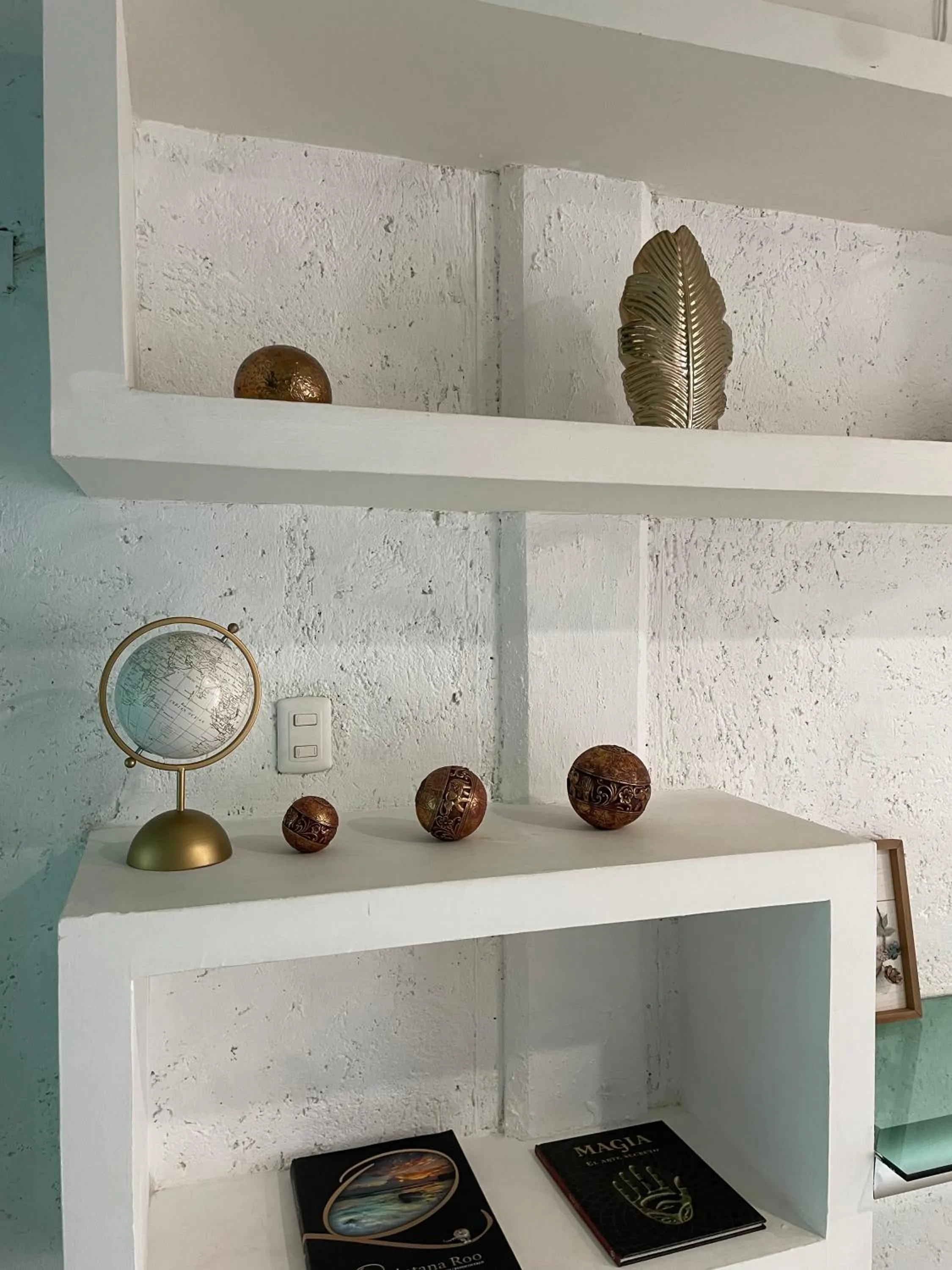 Living room in Hotel Dos Mundos, Isla Cozumel