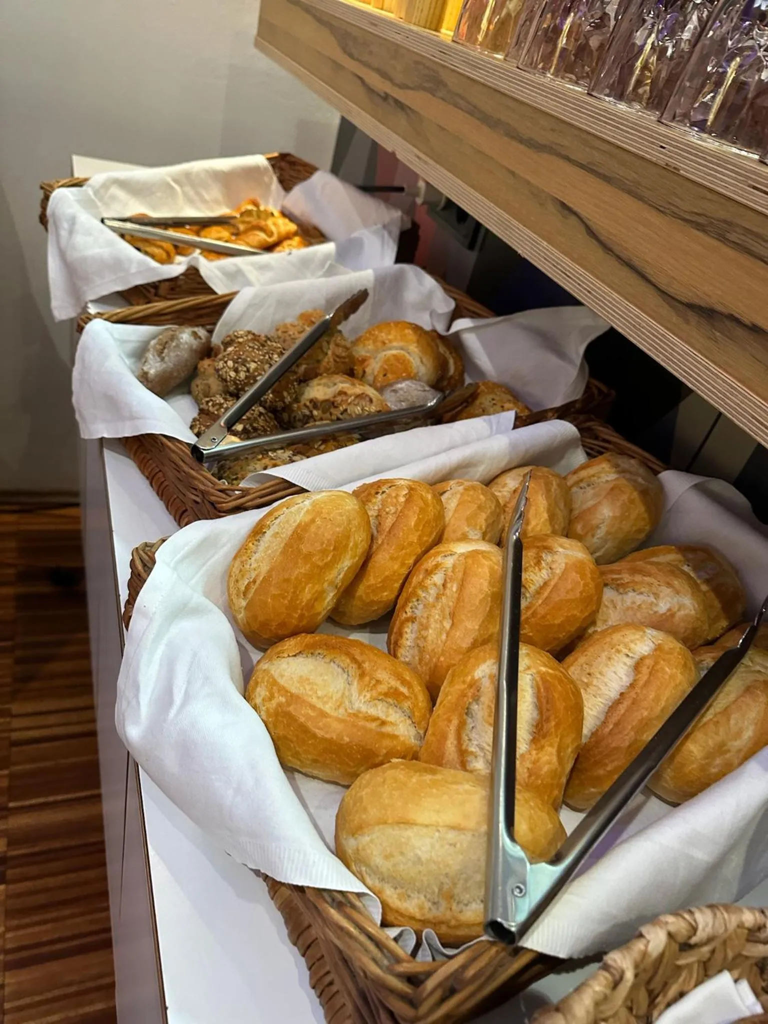 Breakfast in Hotel Ambiente