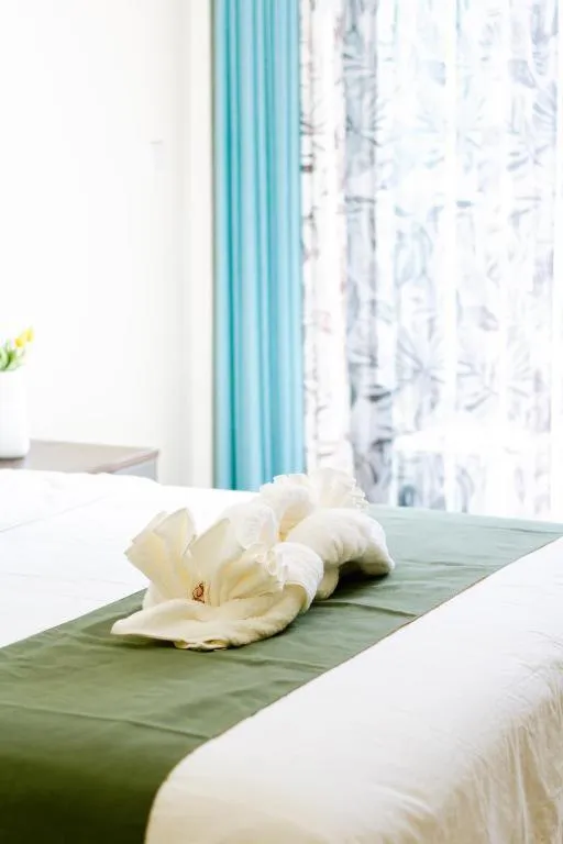 Bed in Bohol Cattleya Resort