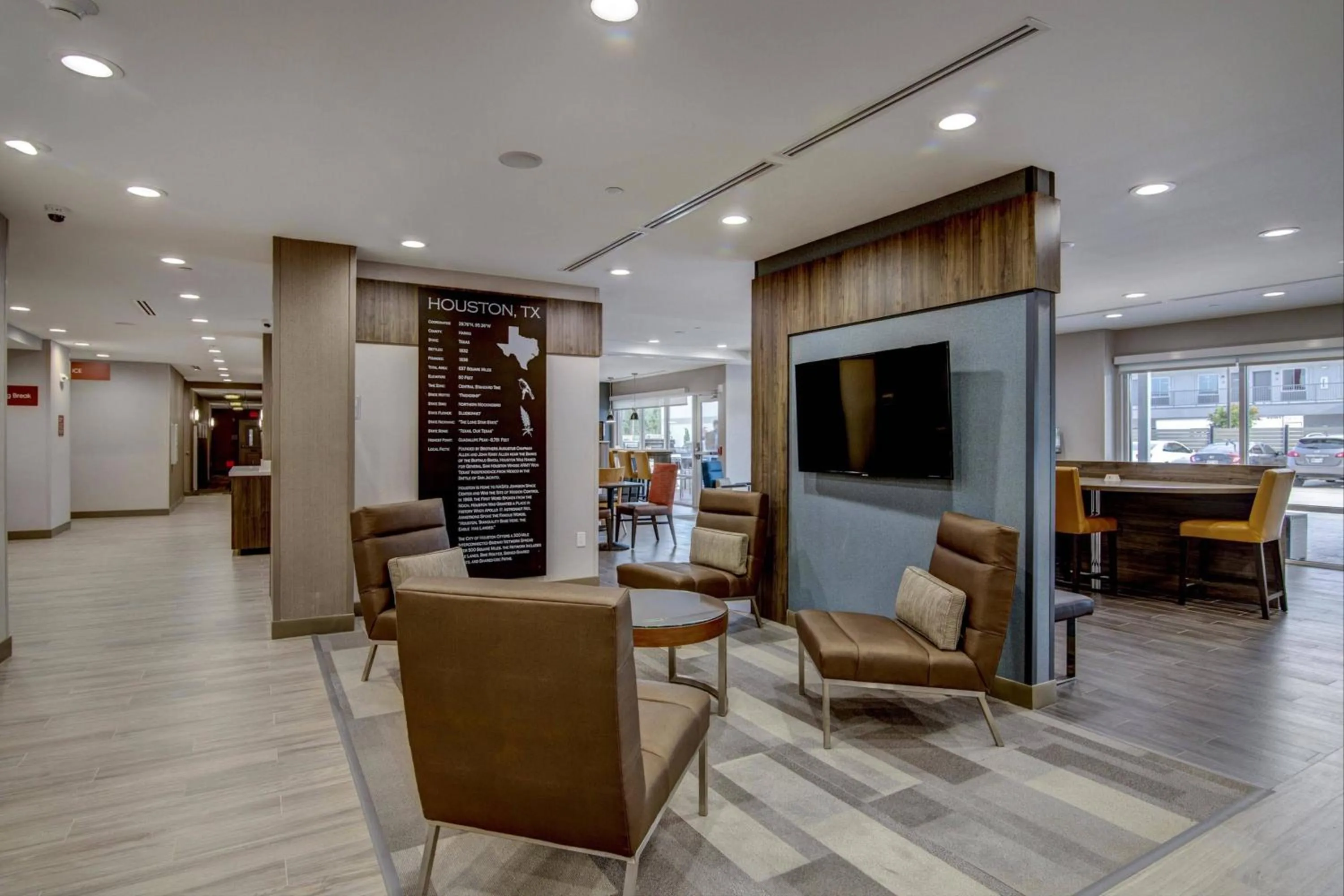 Lobby or reception in TownePlace Suites by Marriott Houston Hobby Airport