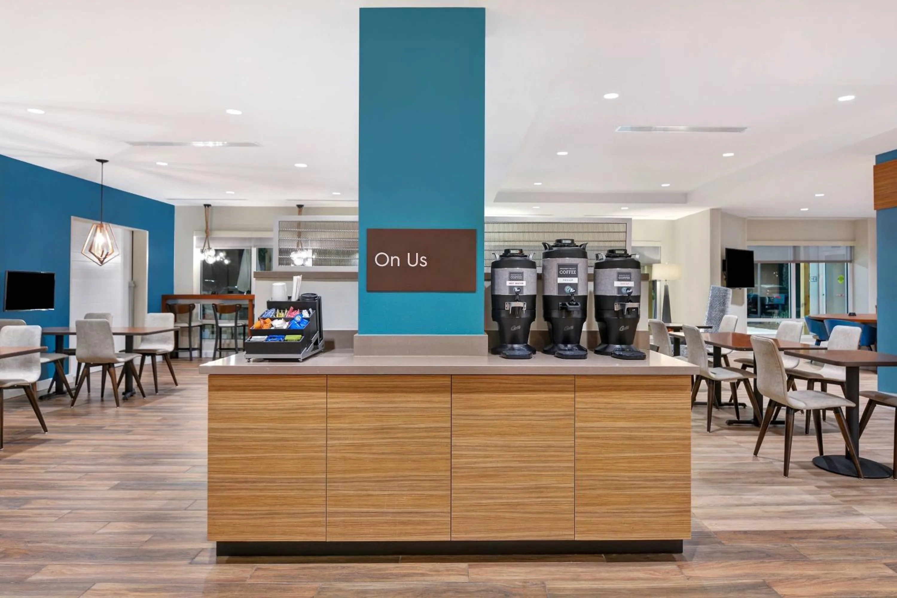 Breakfast in TownePlace Suites by Marriott Panama City Beach Pier Park