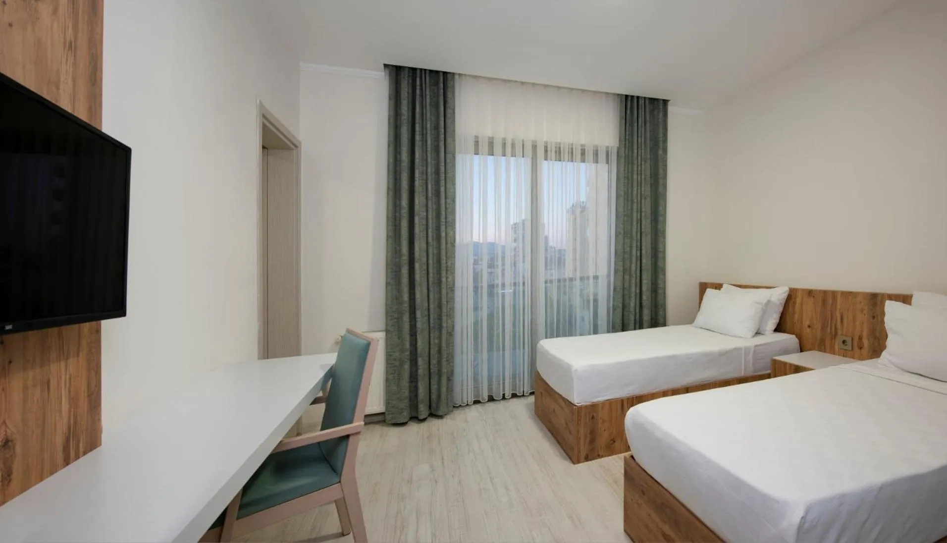 Family Room in Citrus Park Hotel