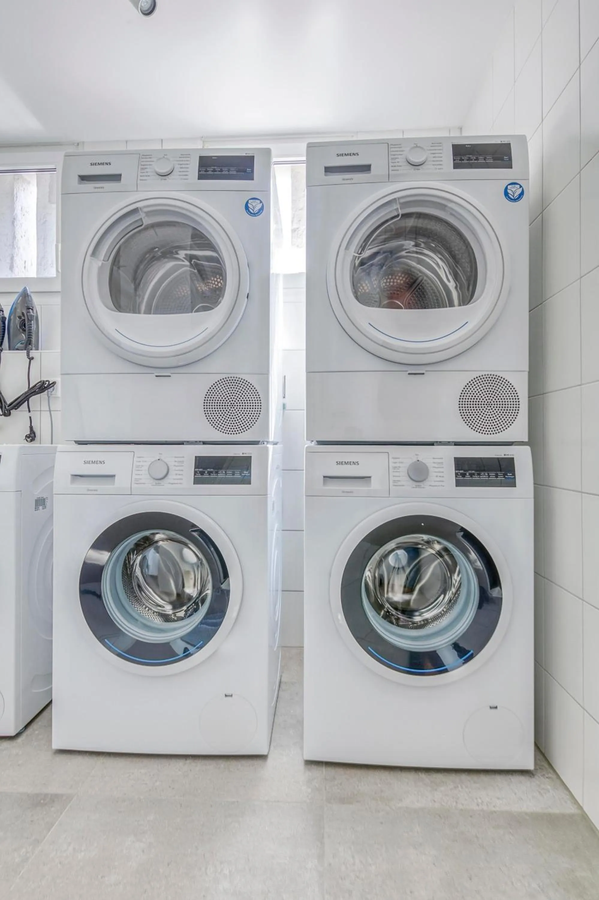 laundry in Limehome Garching bei München