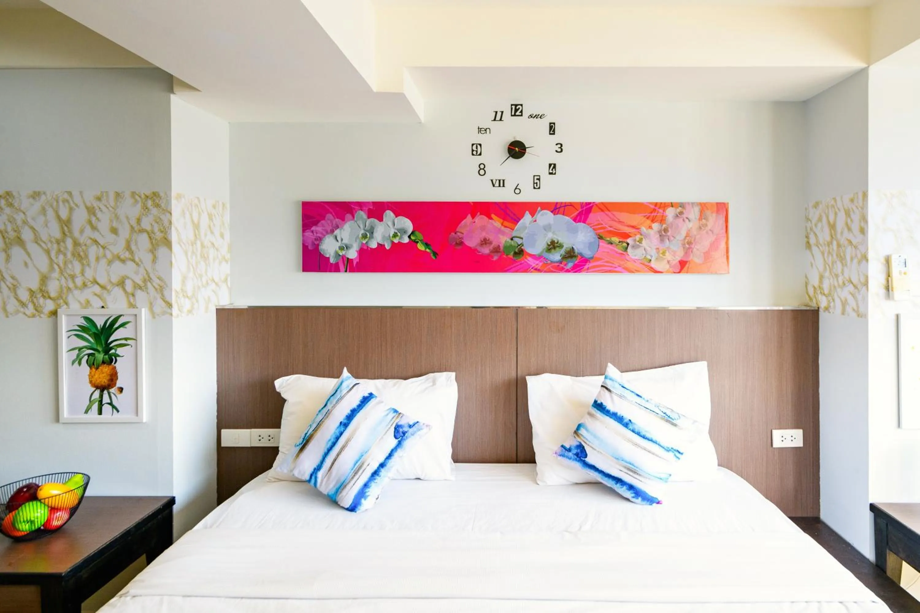 Bed in Scandia Beach Hotel