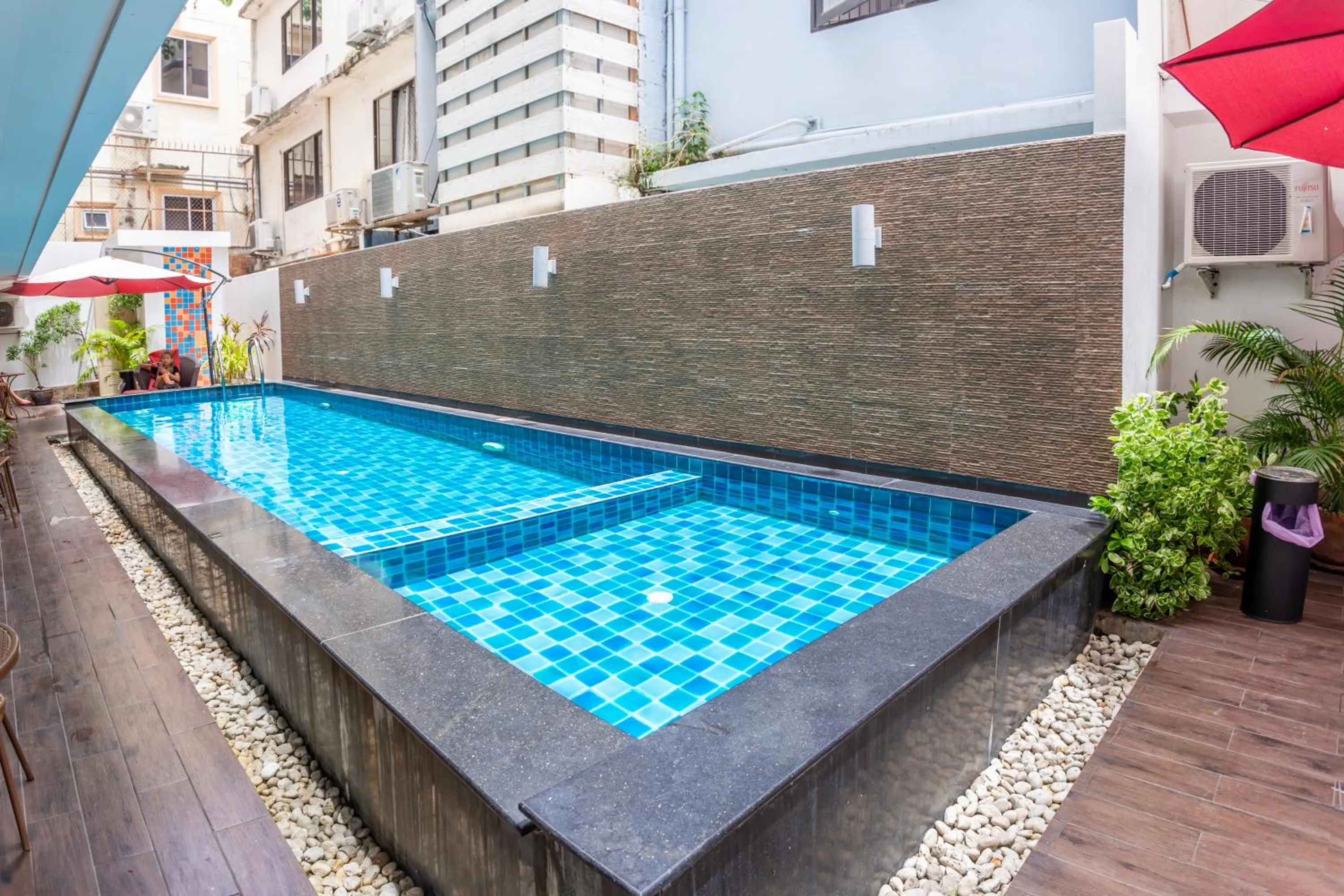 Swimming pool in Scandia Beach Hotel