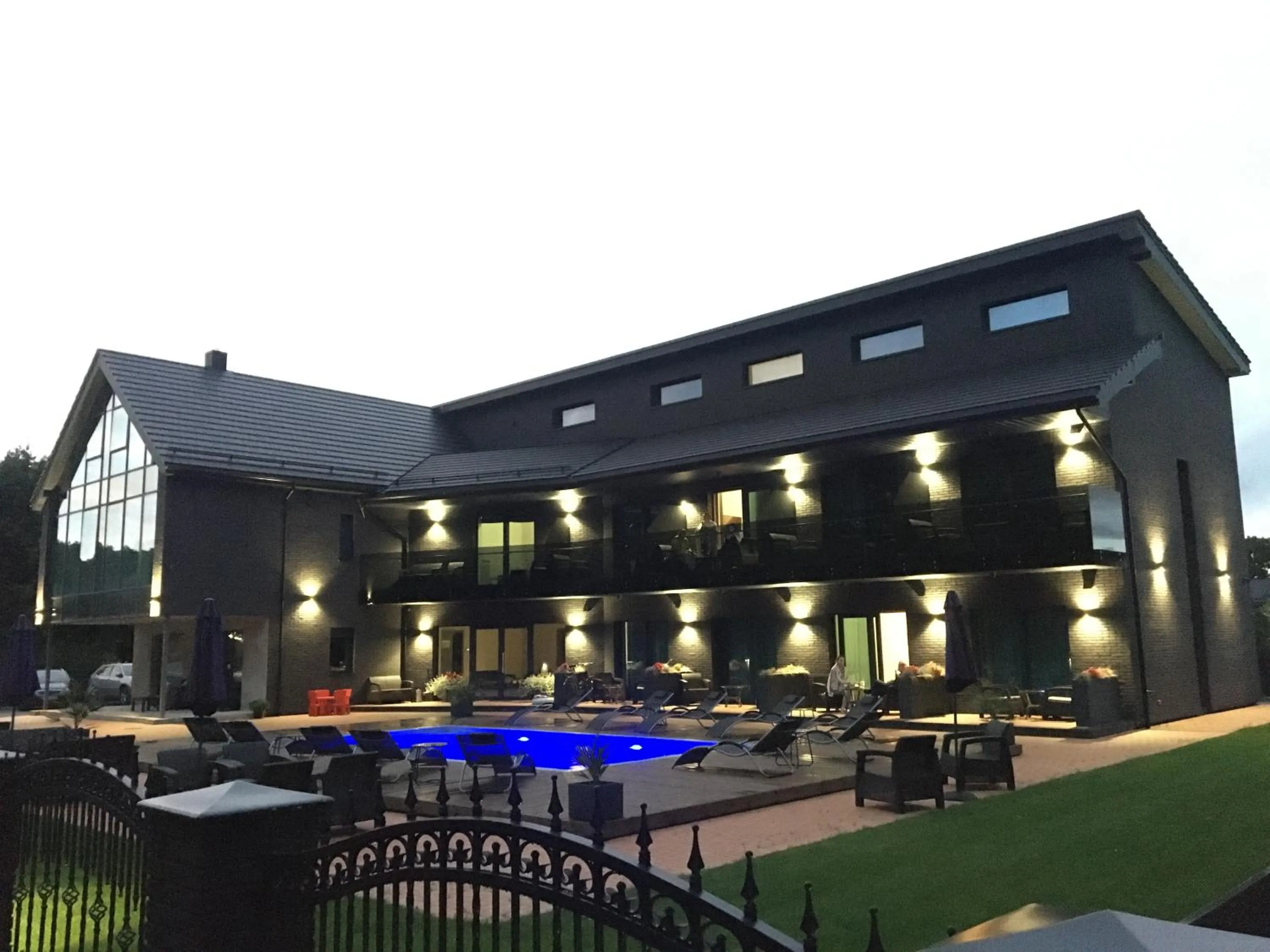 SKY Villa