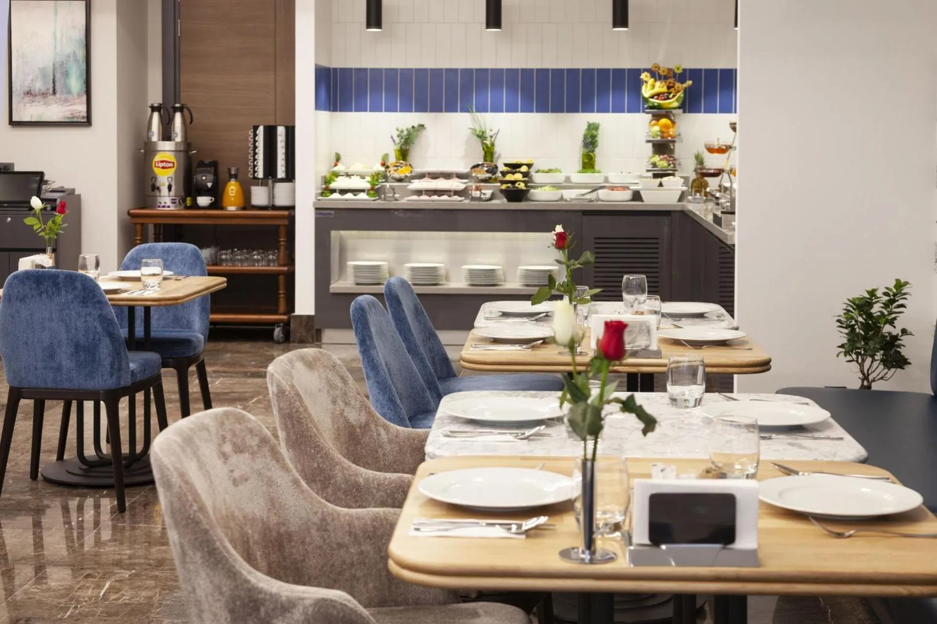 Restaurant/places to eat in GRANBELLAHOTEL