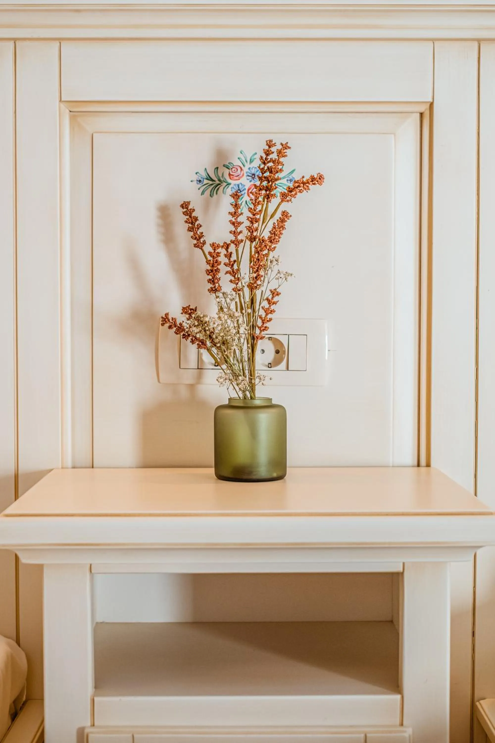 Decorative detail in CASA CHITIC - Str Nicolae Balcescu 13