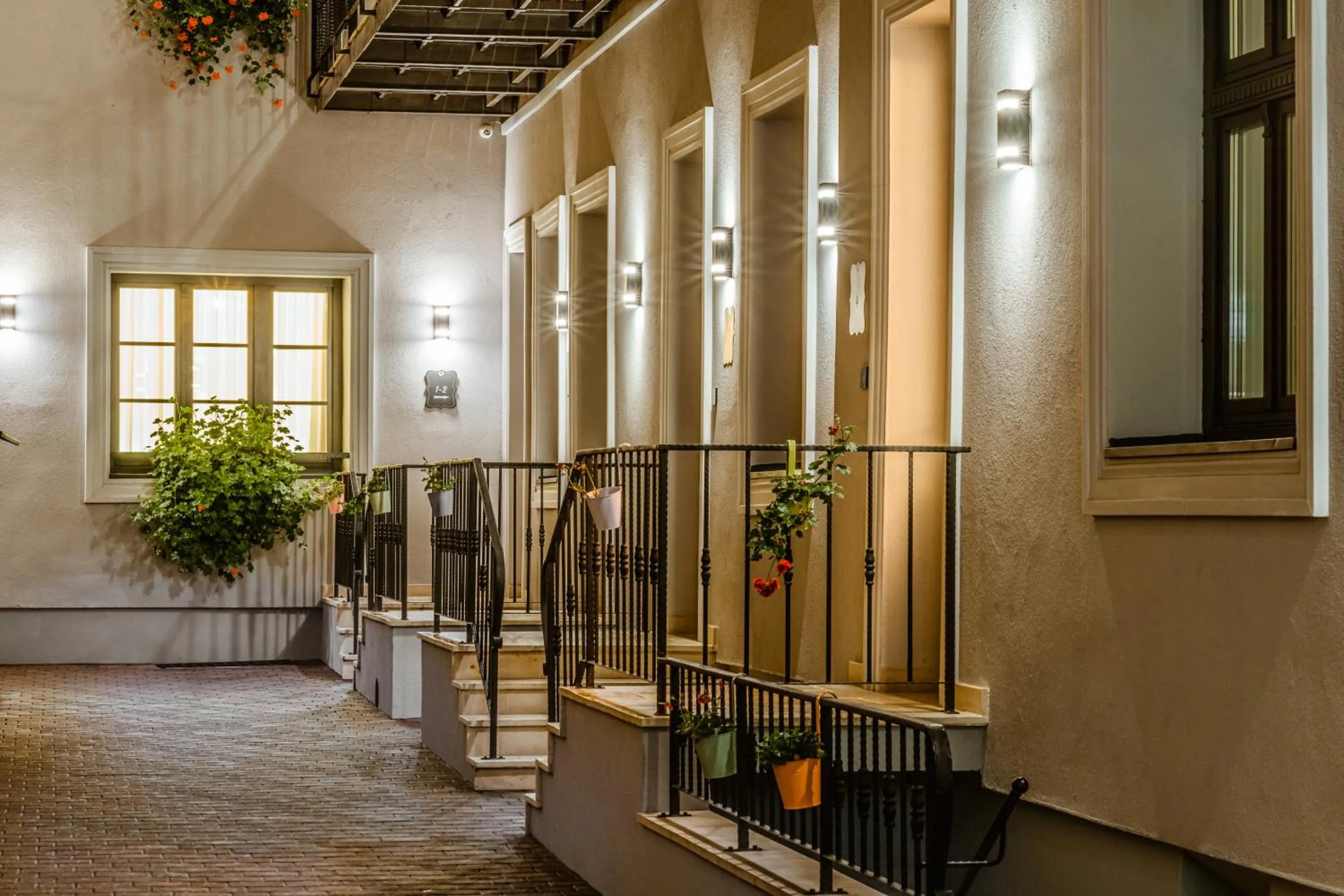 Property building in CASA CHITIC - Str Nicolae Balcescu 13