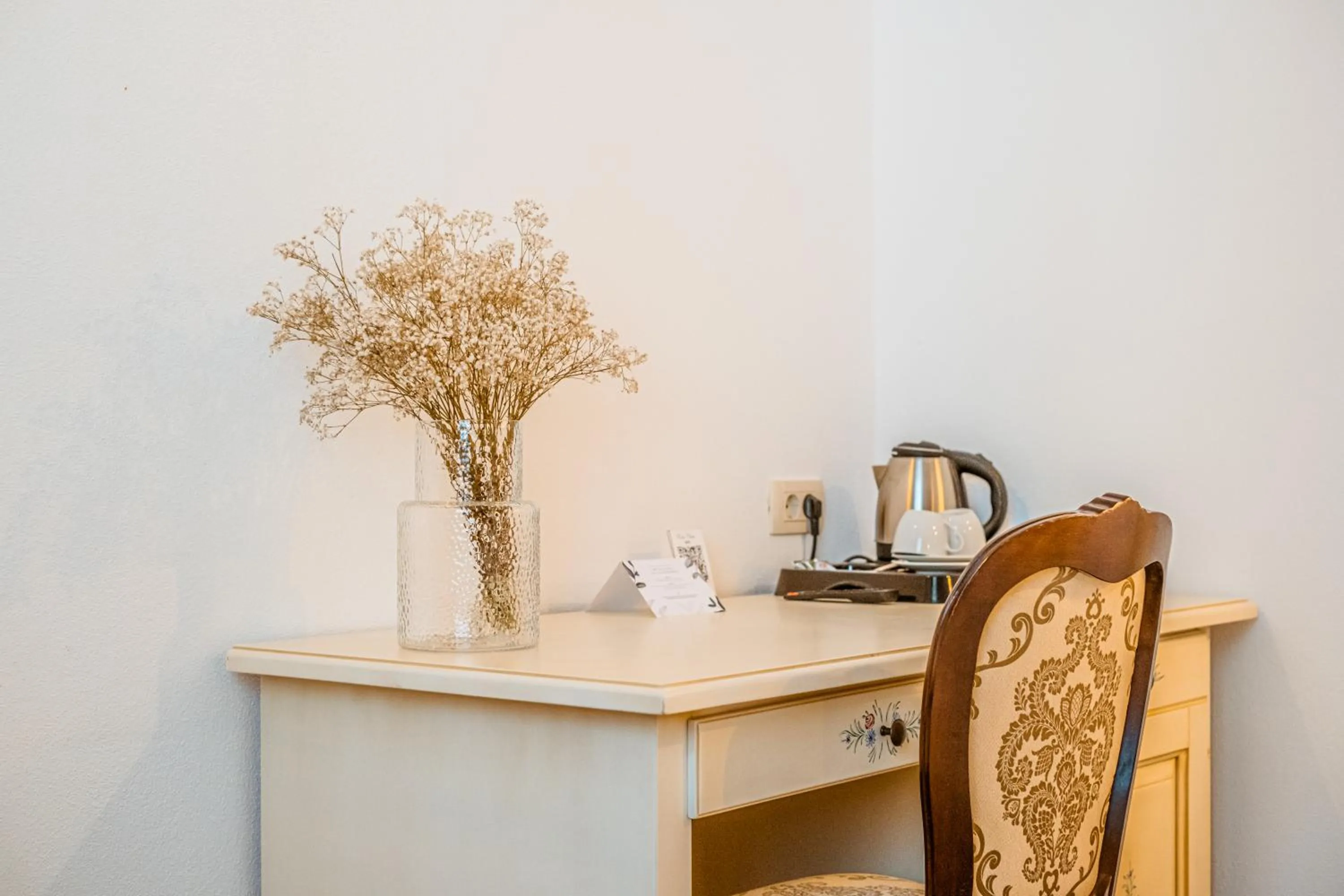 Coffee/tea facilities in CASA CHITIC - Str Nicolae Balcescu 13