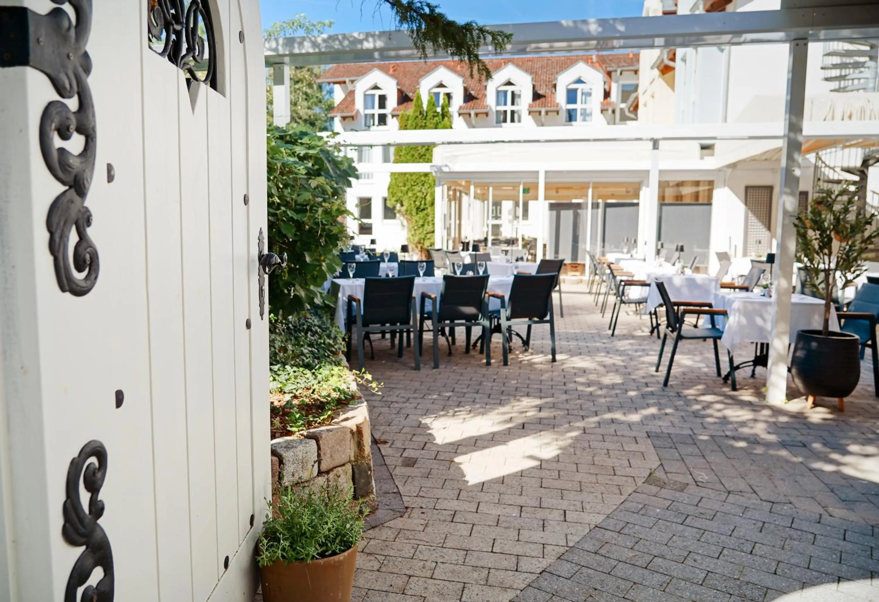 Property building in Hotel Bessunger Forst