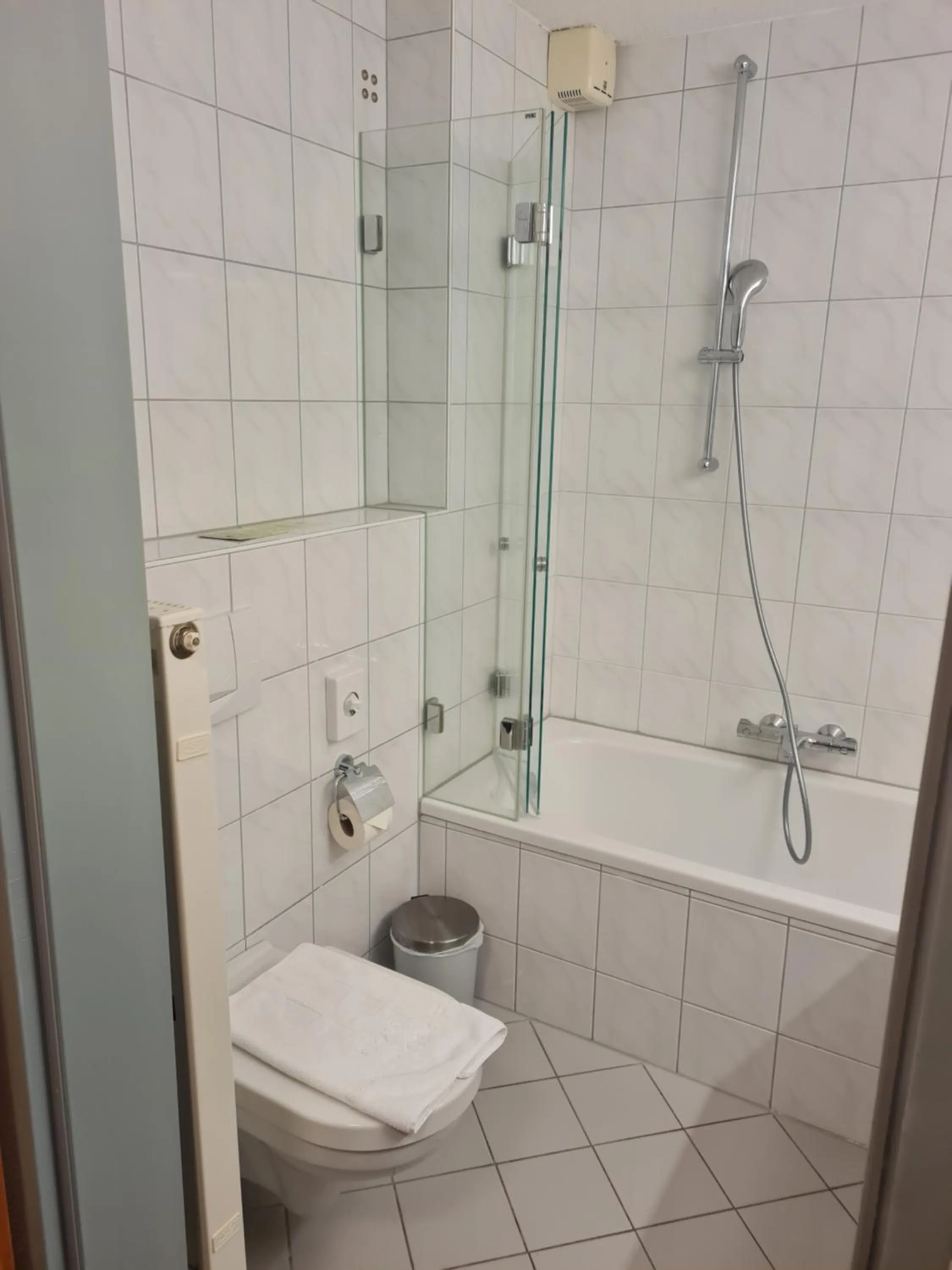 Shower in Hotel Bessunger Forst