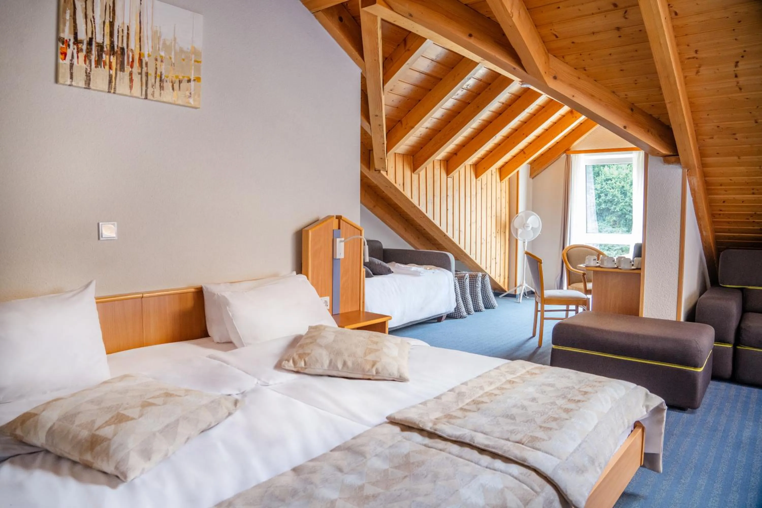 Photo of the whole room, Bed in Hotel Bessunger Forst