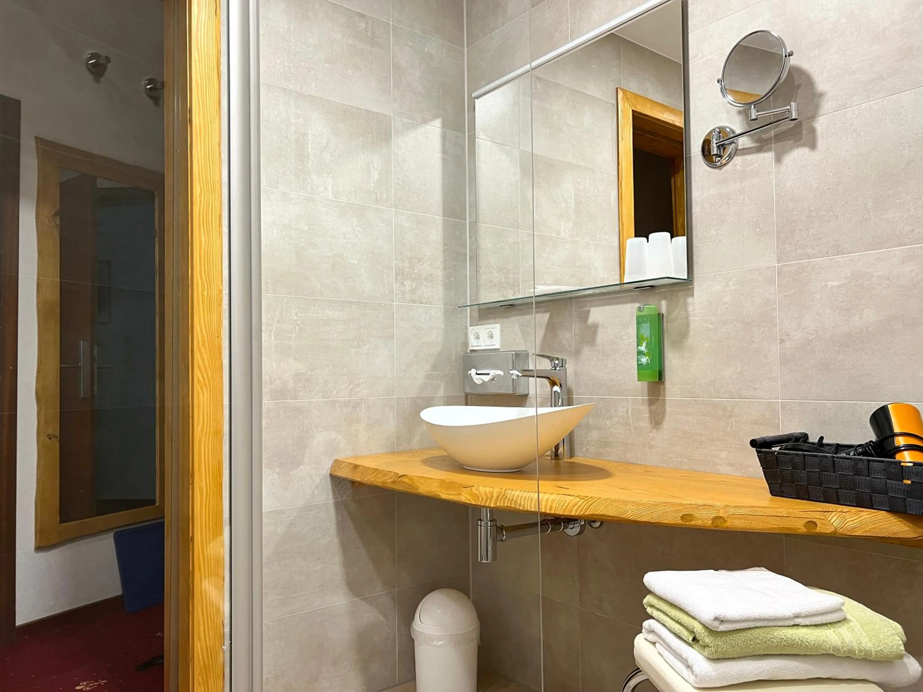 Bathroom in Berghotel Talblick