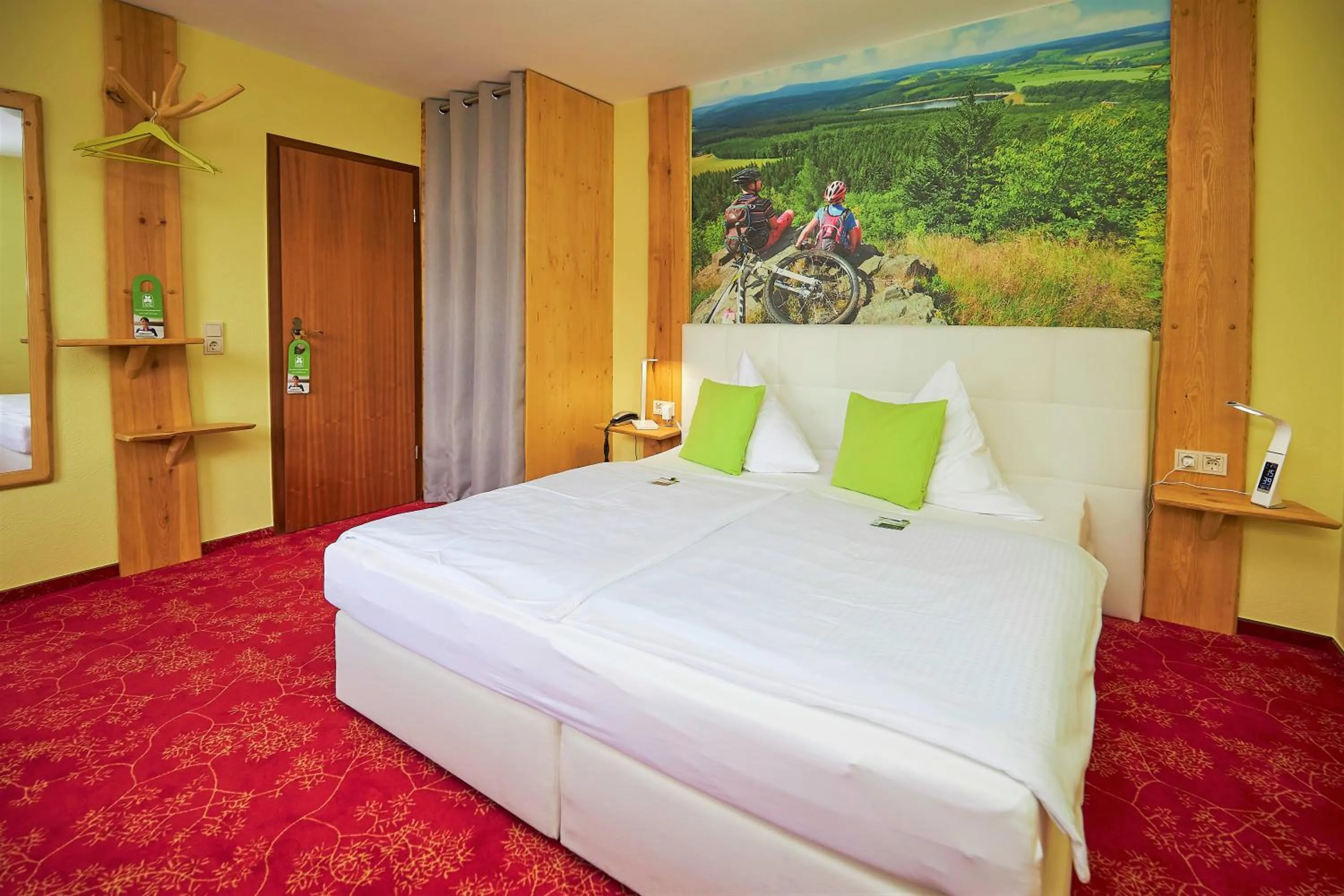 Photo of the whole room, Bed in Berghotel Talblick