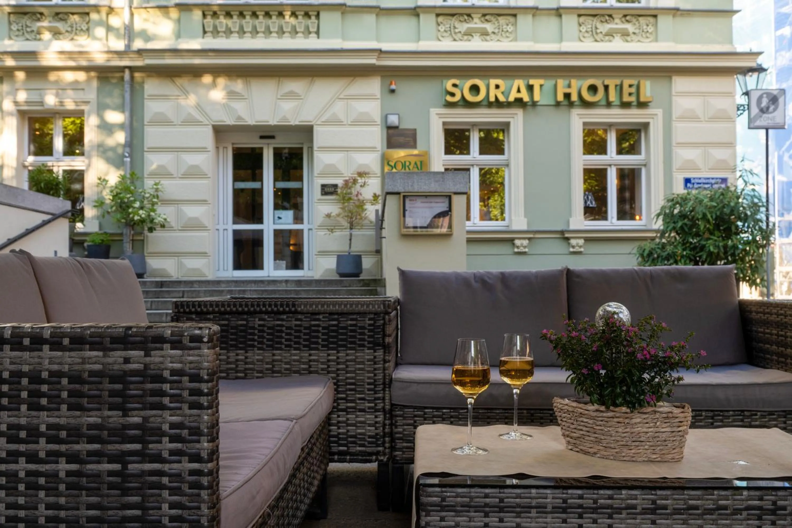 Facade/entrance in SORAT Hotel Cottbus