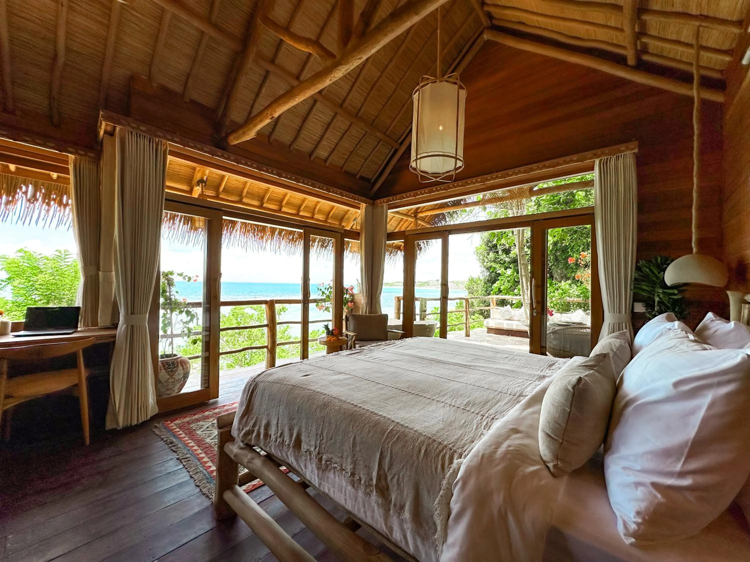 Photo of the whole room, Bed in The Korowai