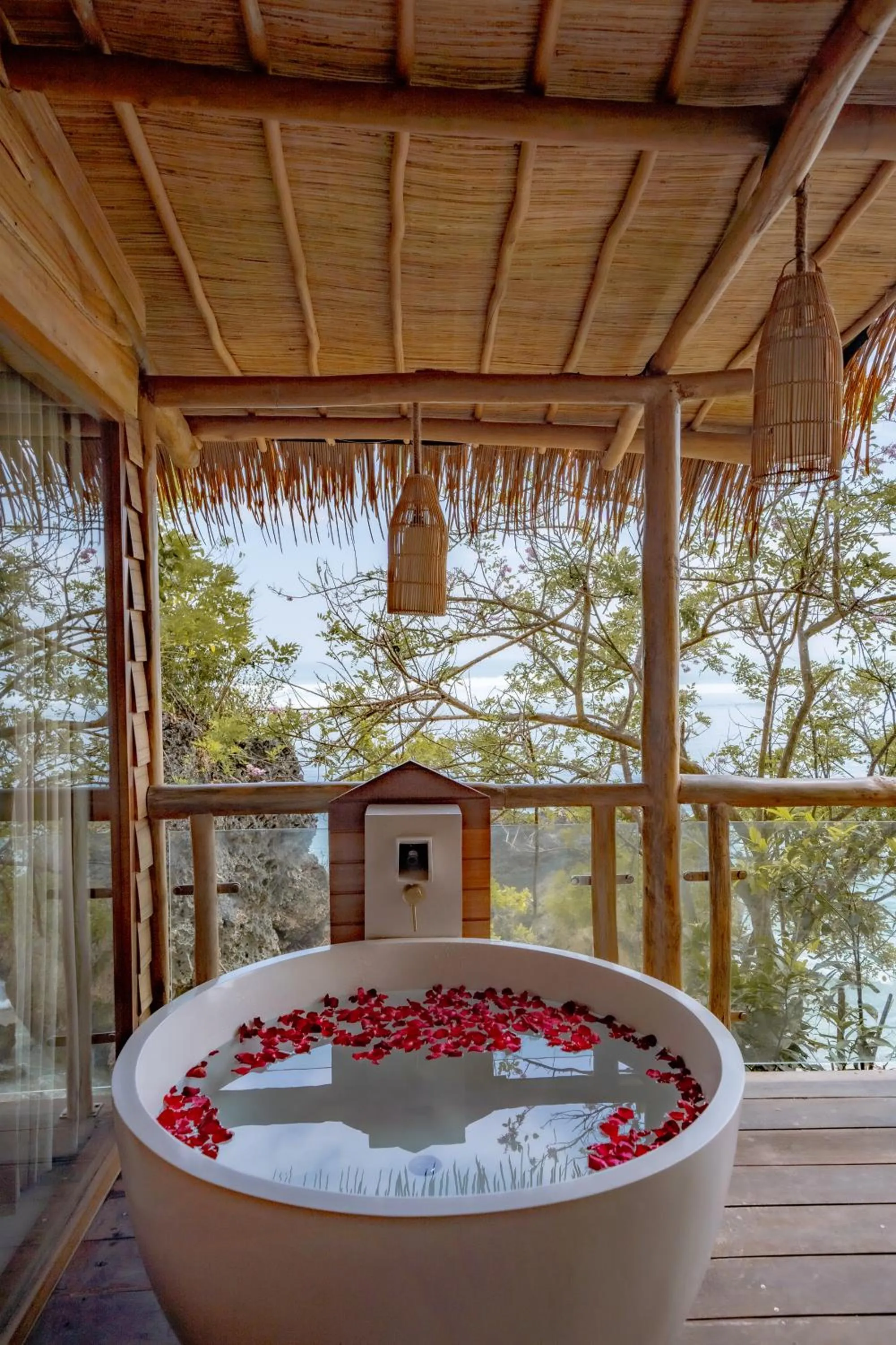 Bathroom in The Korowai
