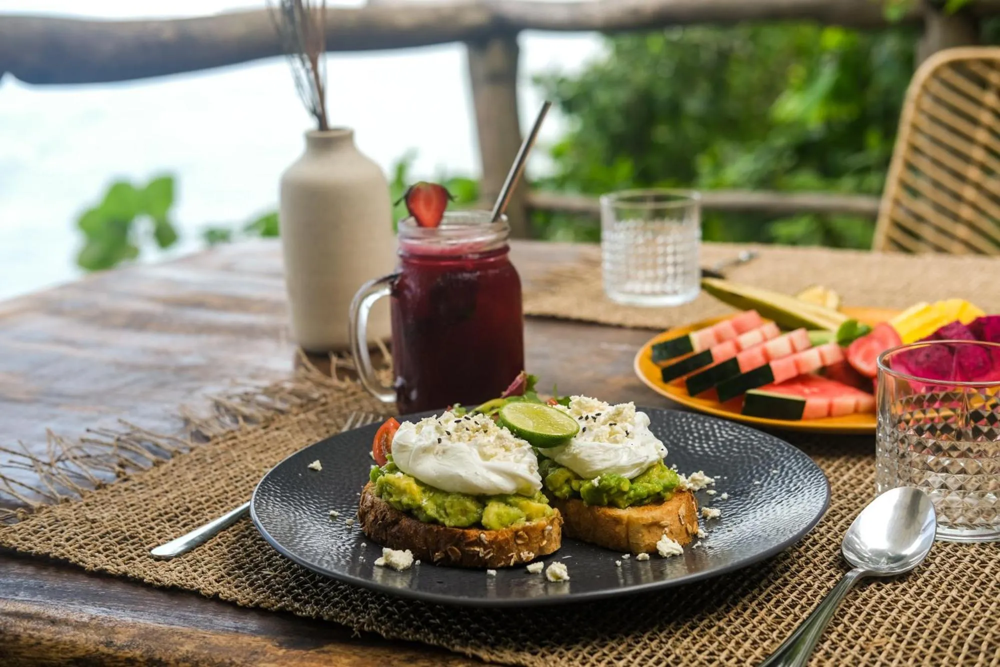 Food and drinks in The Korowai