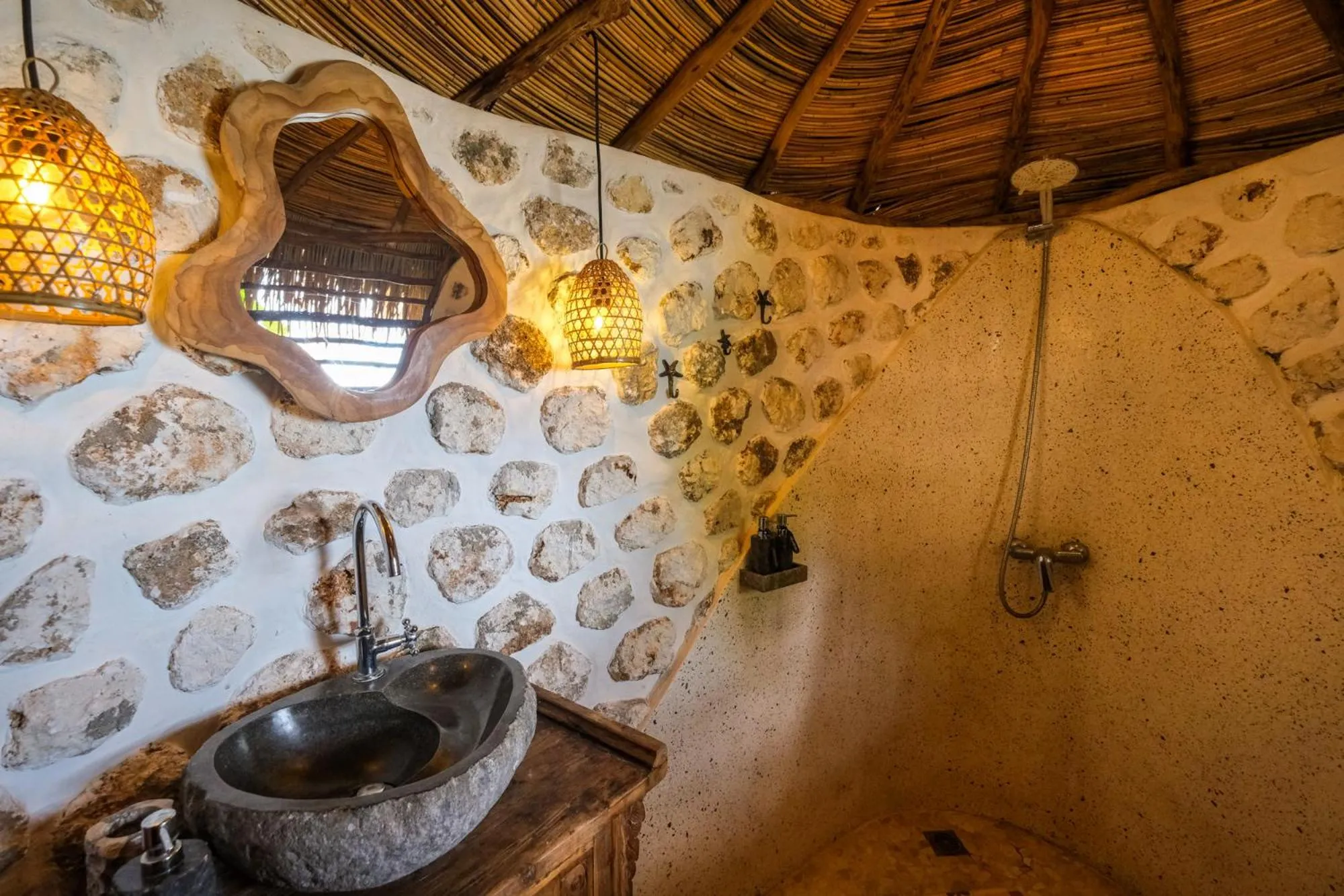 Bathroom in The Korowai