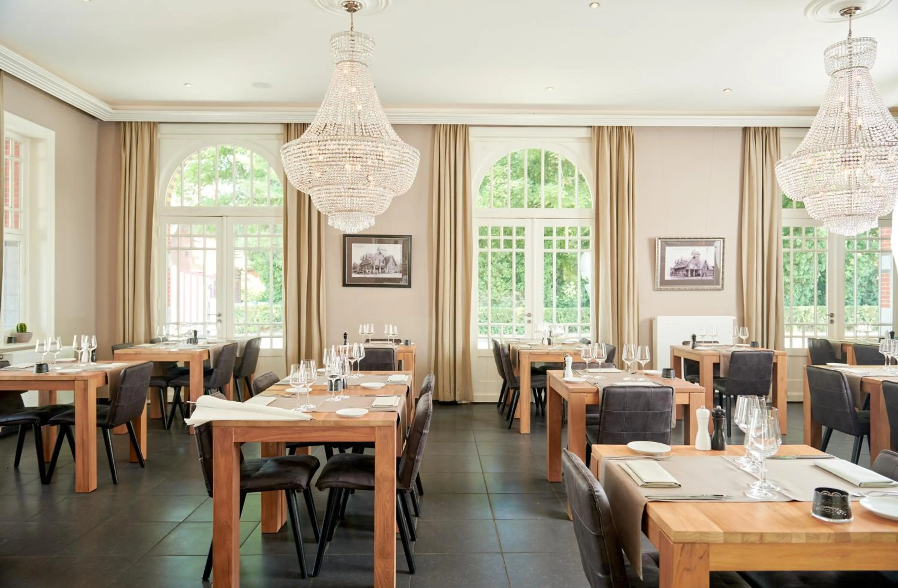 Restaurant/places to eat in De Statie