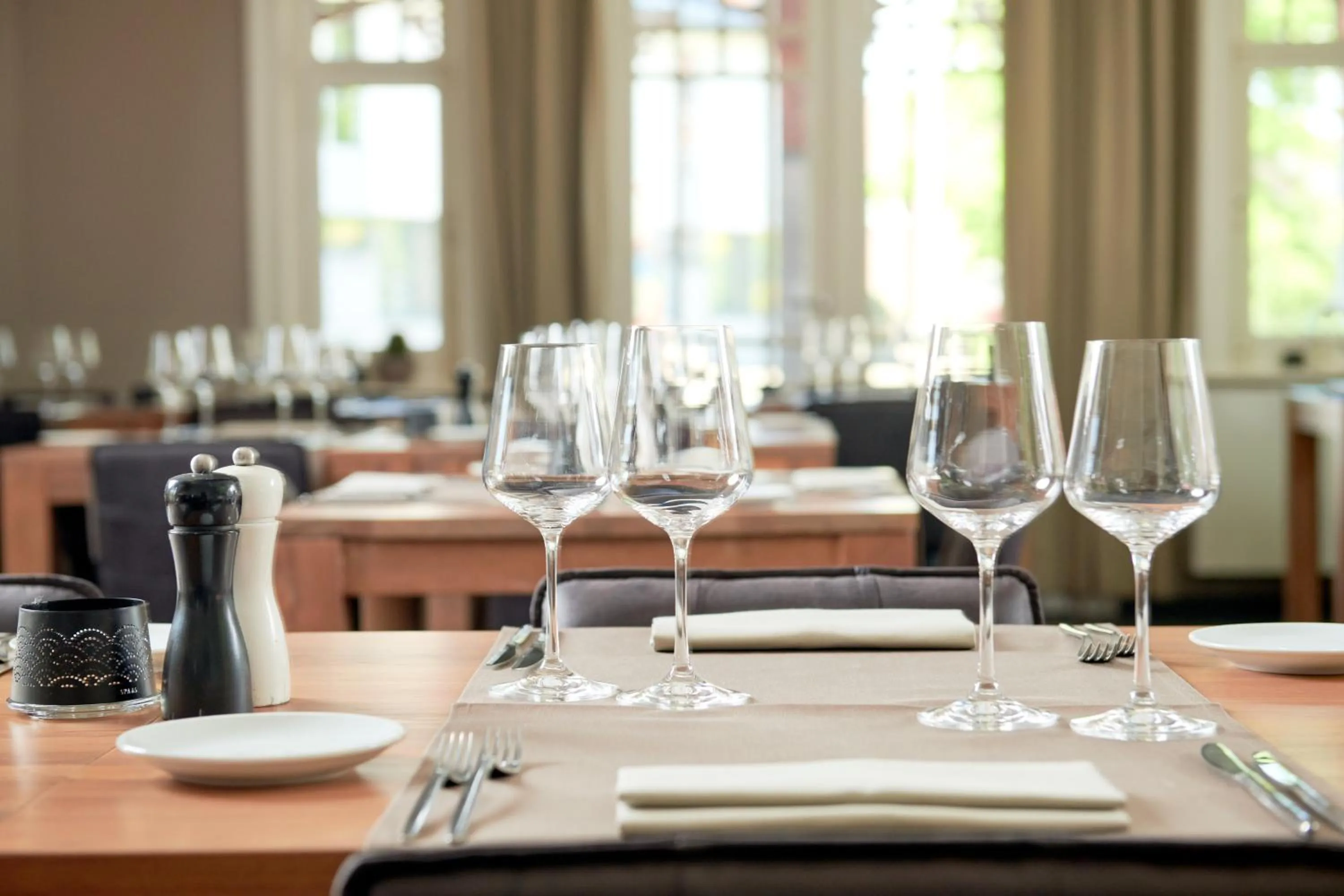 Restaurant/places to eat in De Statie