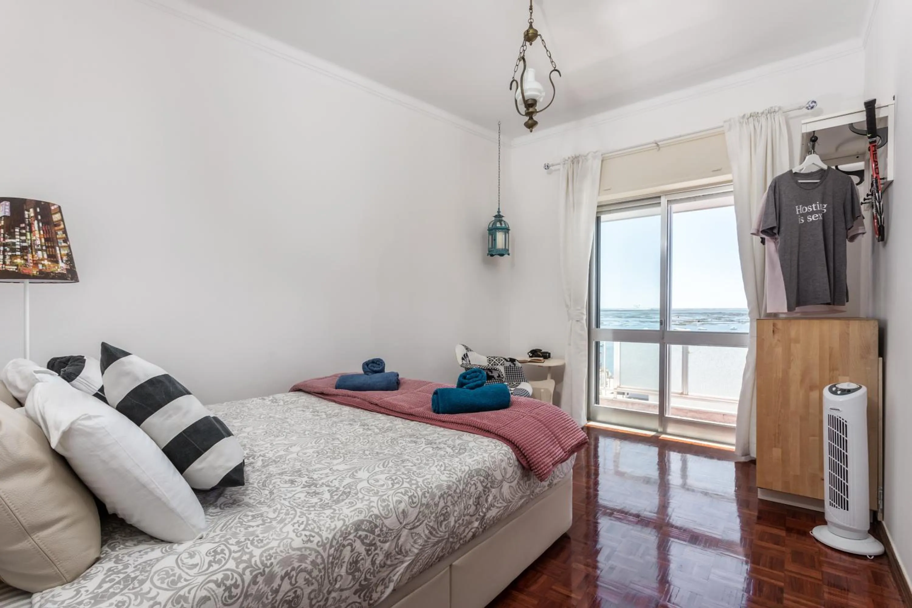 Bed in Sea View Fairy Tale