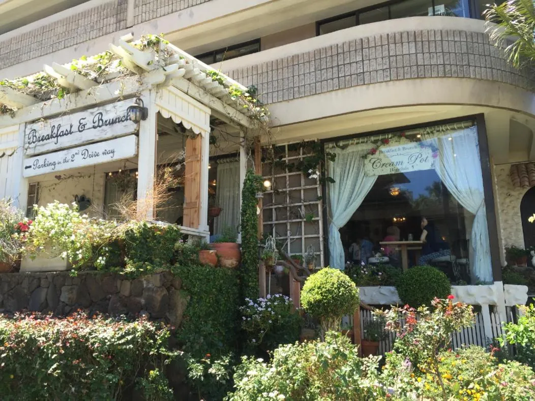 Waikiki Penthouse @ The Monarch Hotel