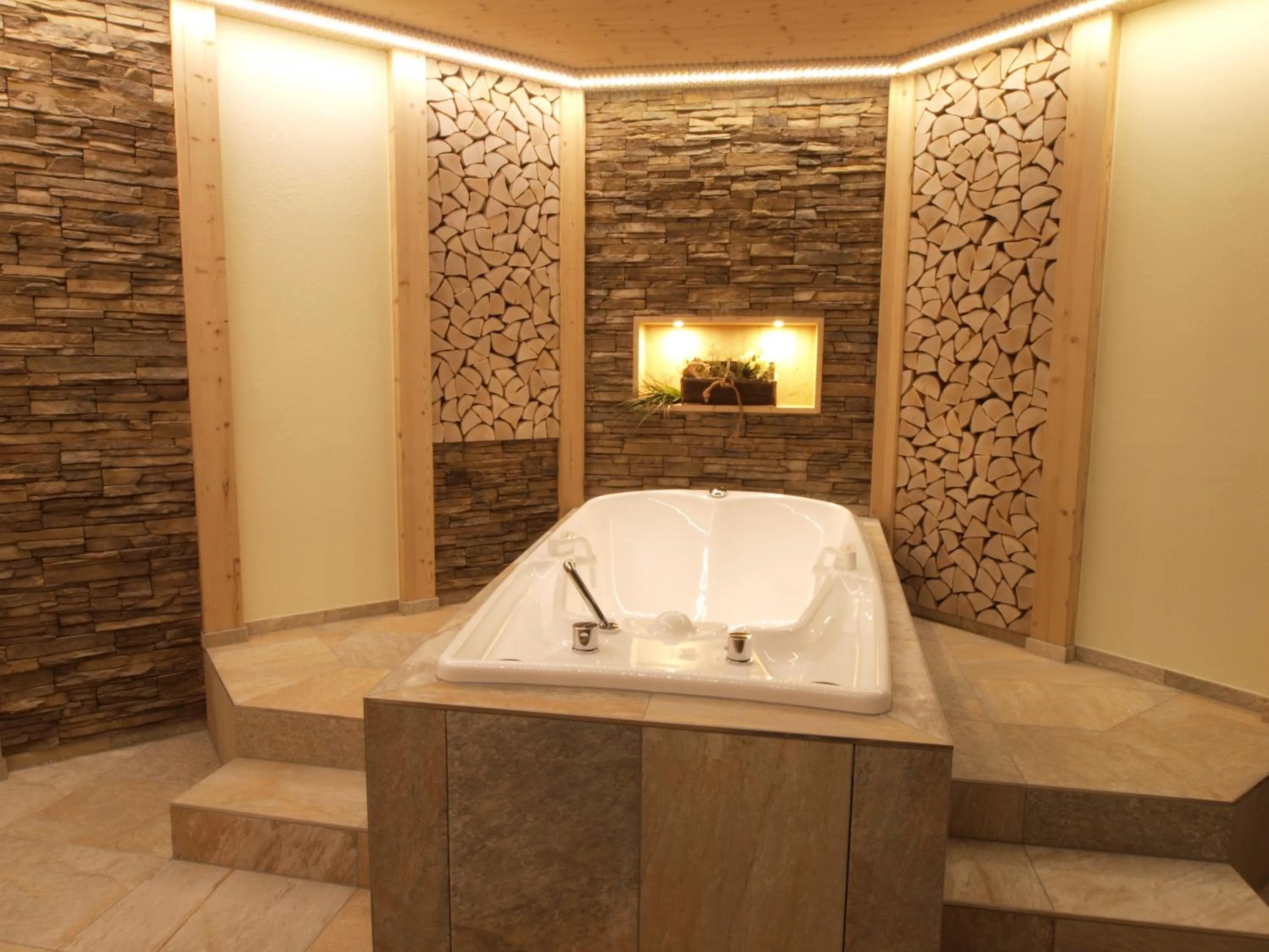 Spa and wellness centre/facilities in Das Waldhotel - Genuss & Wellness am Notschreipass