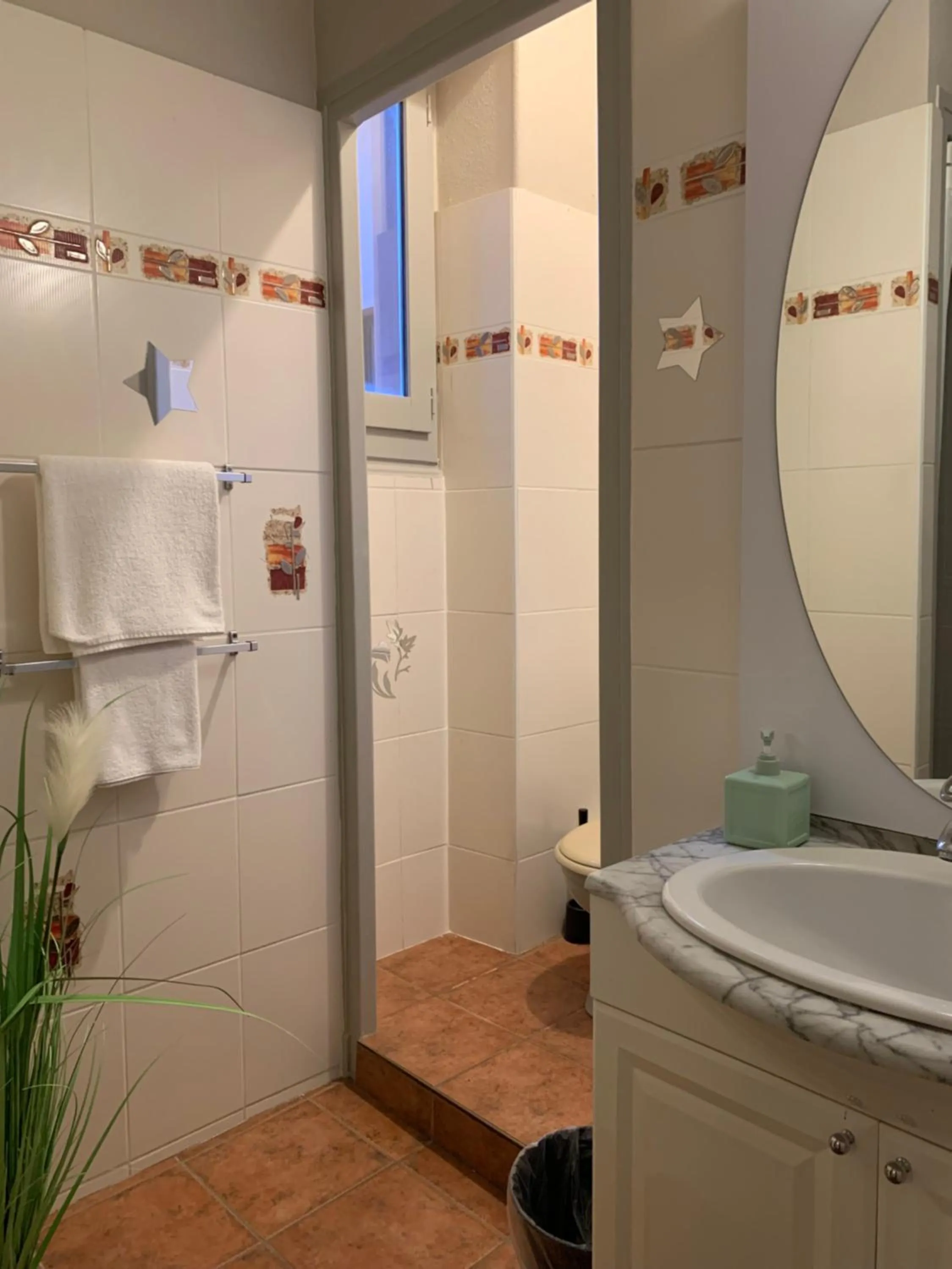 L'EMBLEME - BOUTIQUE HOTEL