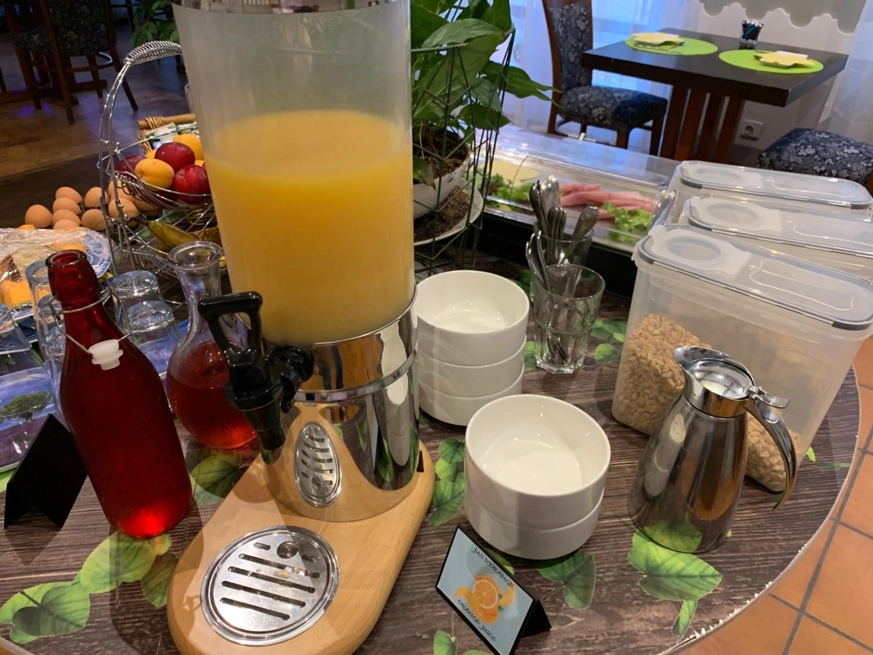 Buffet breakfast in L'EMBLEME - BOUTIQUE HOTEL