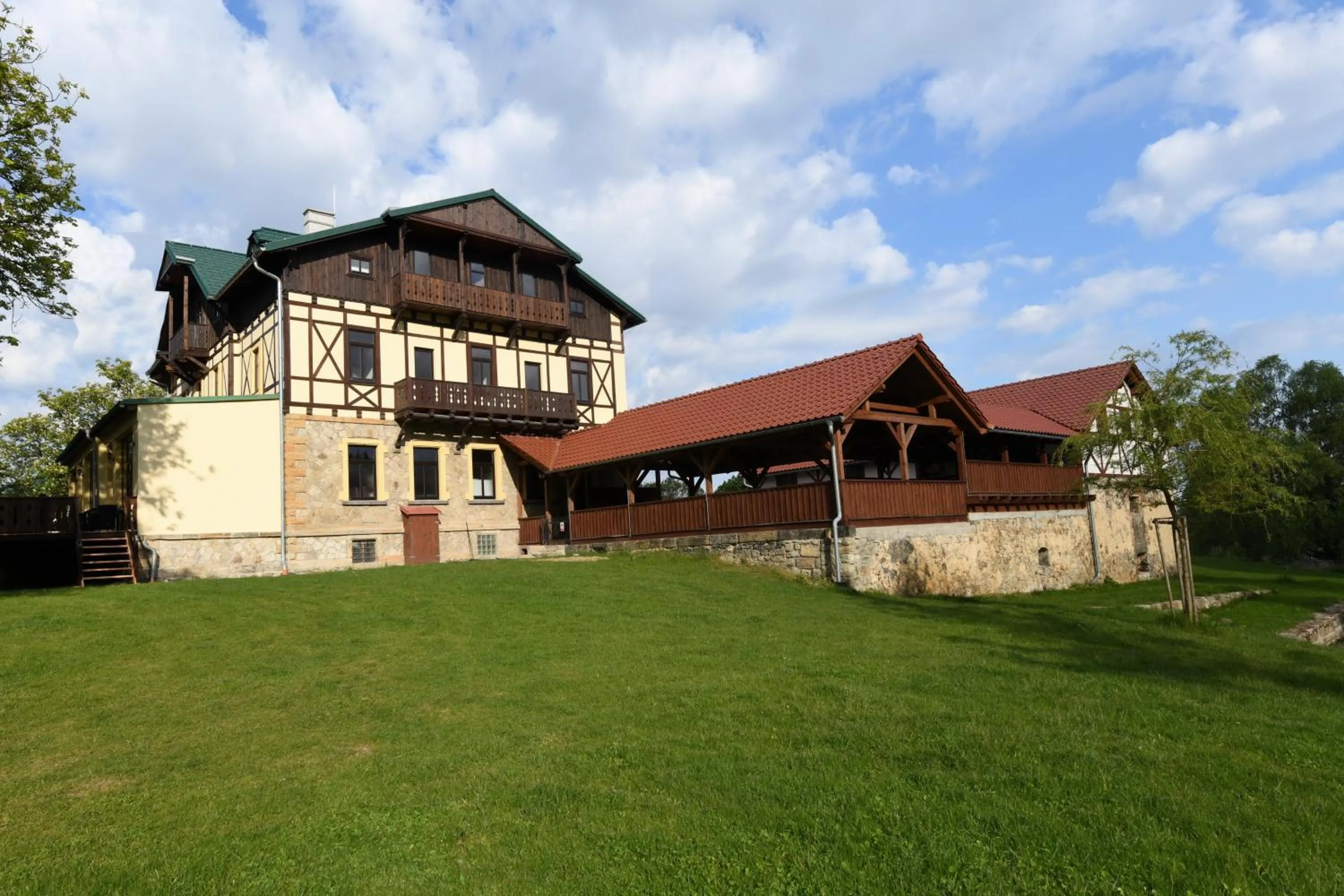 Property building in Hotel Švýcarský dům