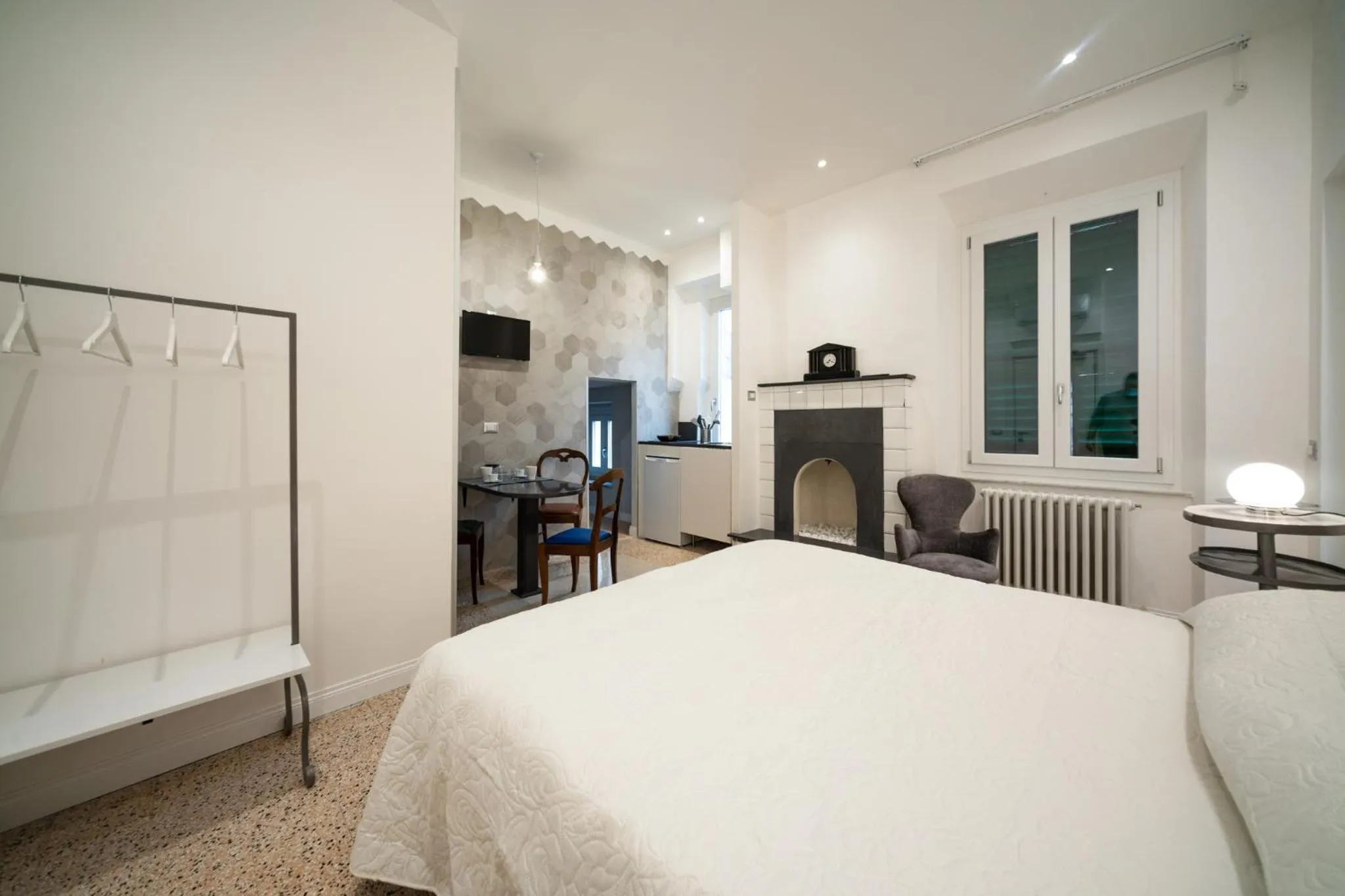 Photo of the whole room, Bed in Residence Sferisterio