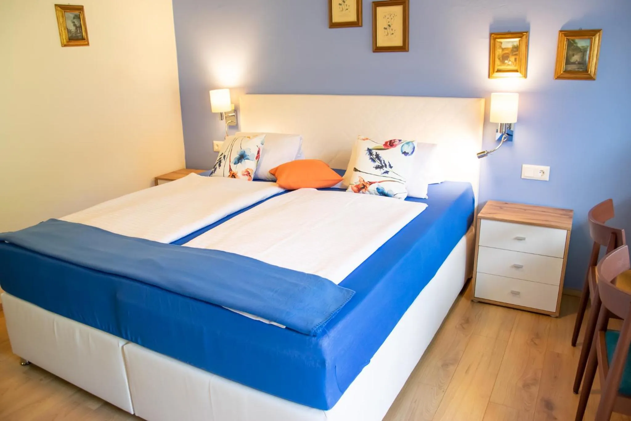 Photo of the whole room, Bed in Klamberghof Burgstaller