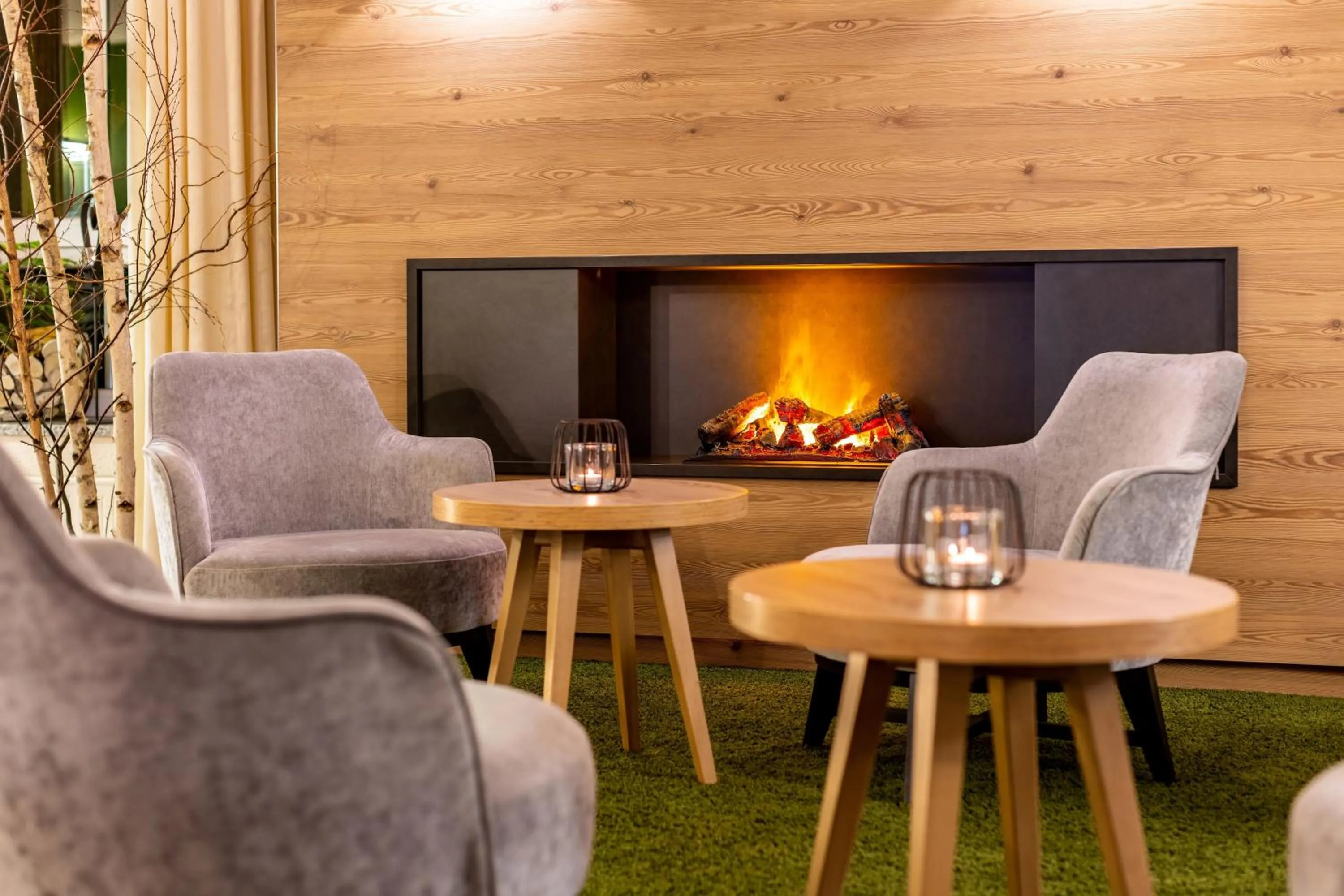 Lobby or reception in Best Western Plus Parkhotel Maximilian Ottobeuren