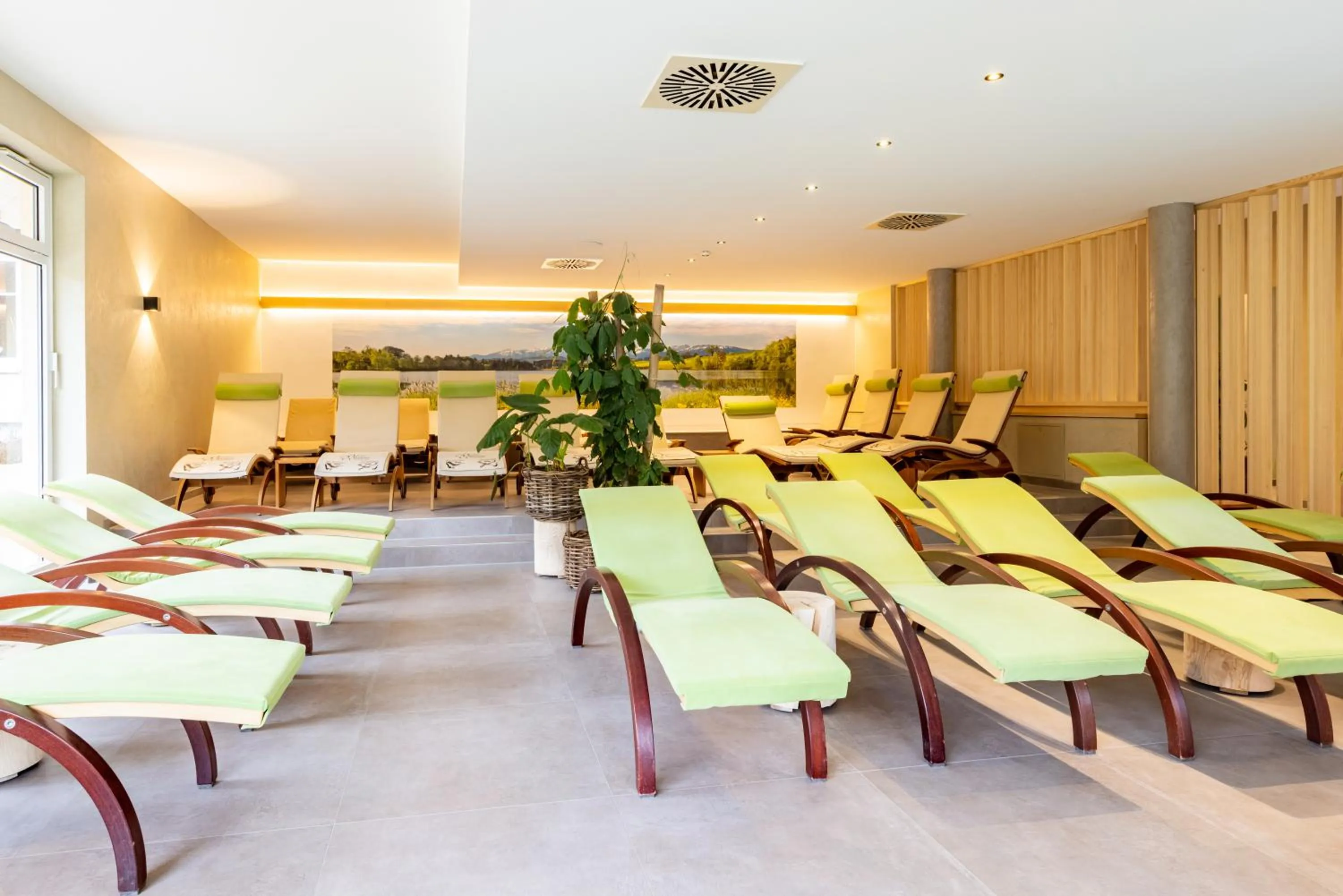 Spa and wellness centre/facilities in Best Western Plus Parkhotel Maximilian Ottobeuren