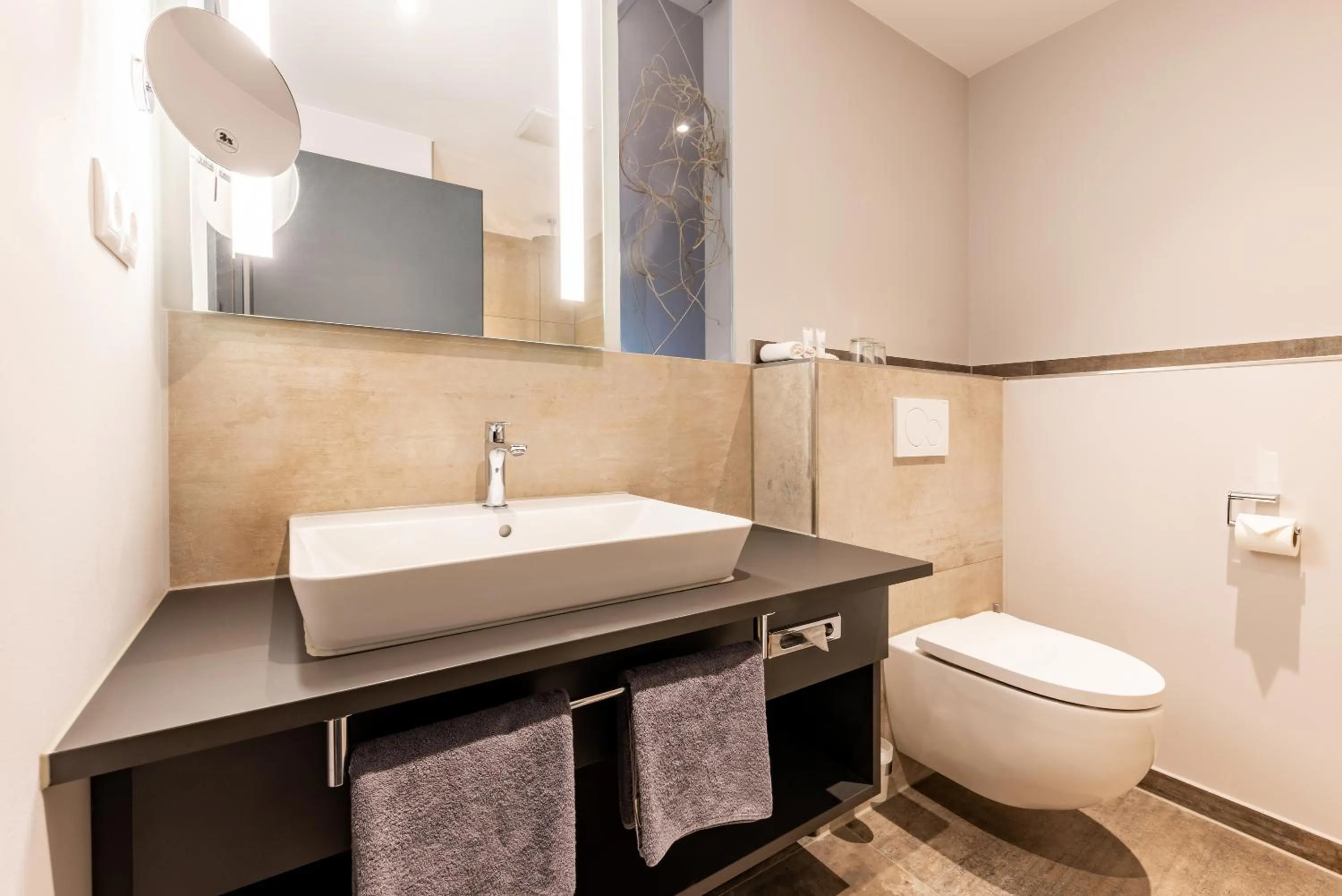 Bathroom in Best Western Plus Parkhotel Maximilian Ottobeuren