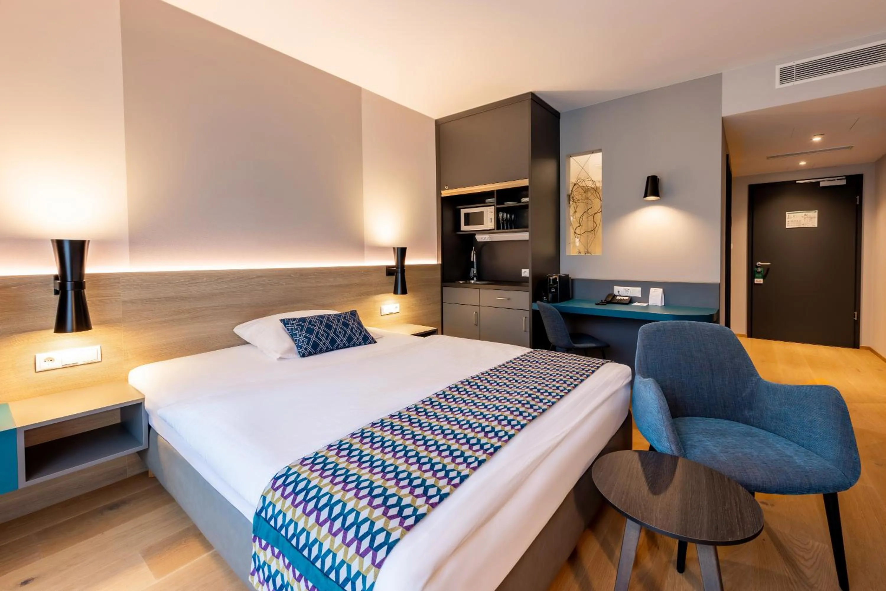 Bedroom, Bed in Best Western Plus Parkhotel Maximilian Ottobeuren