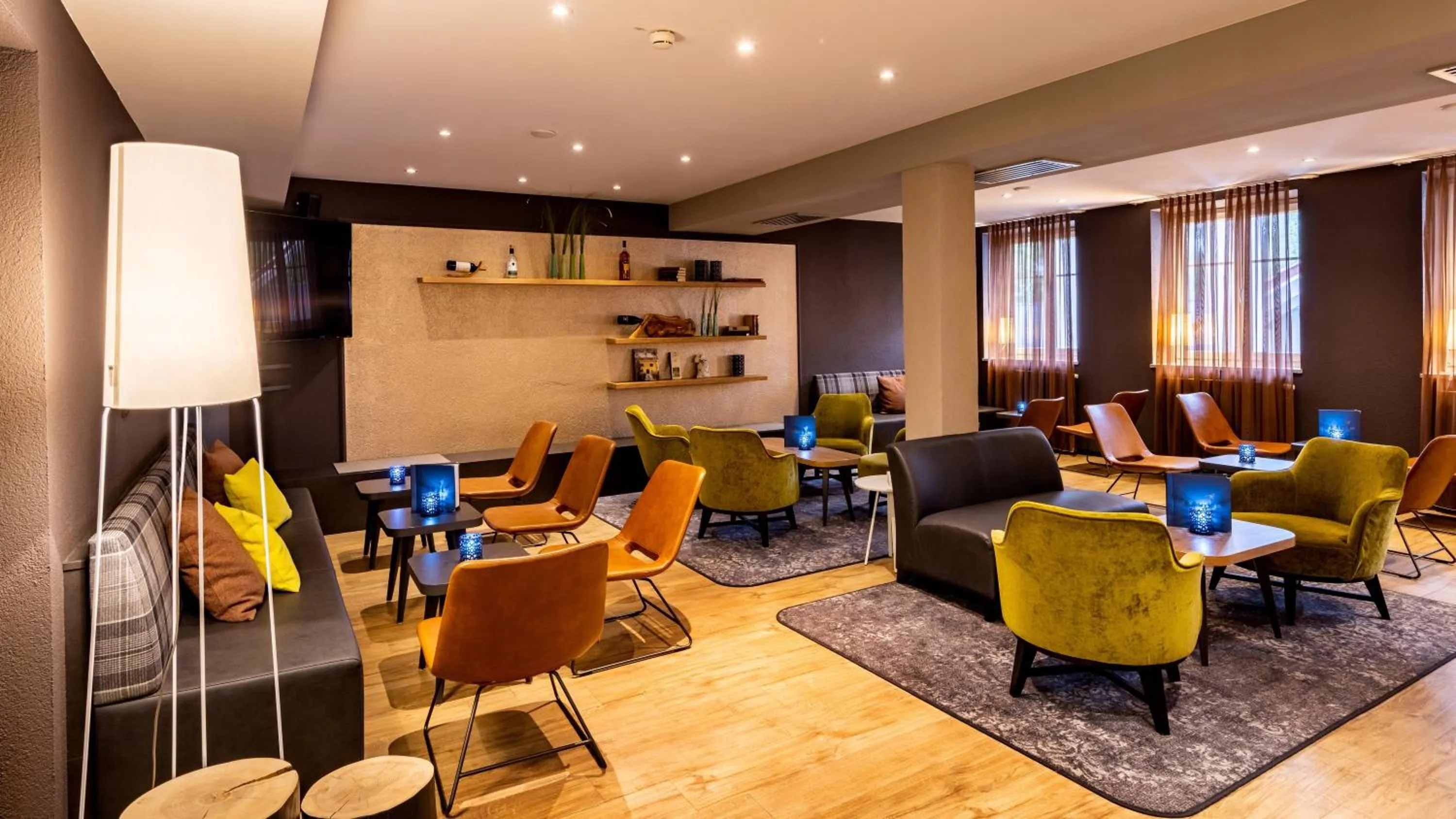 Lounge or bar in Best Western Plus Parkhotel Maximilian Ottobeuren