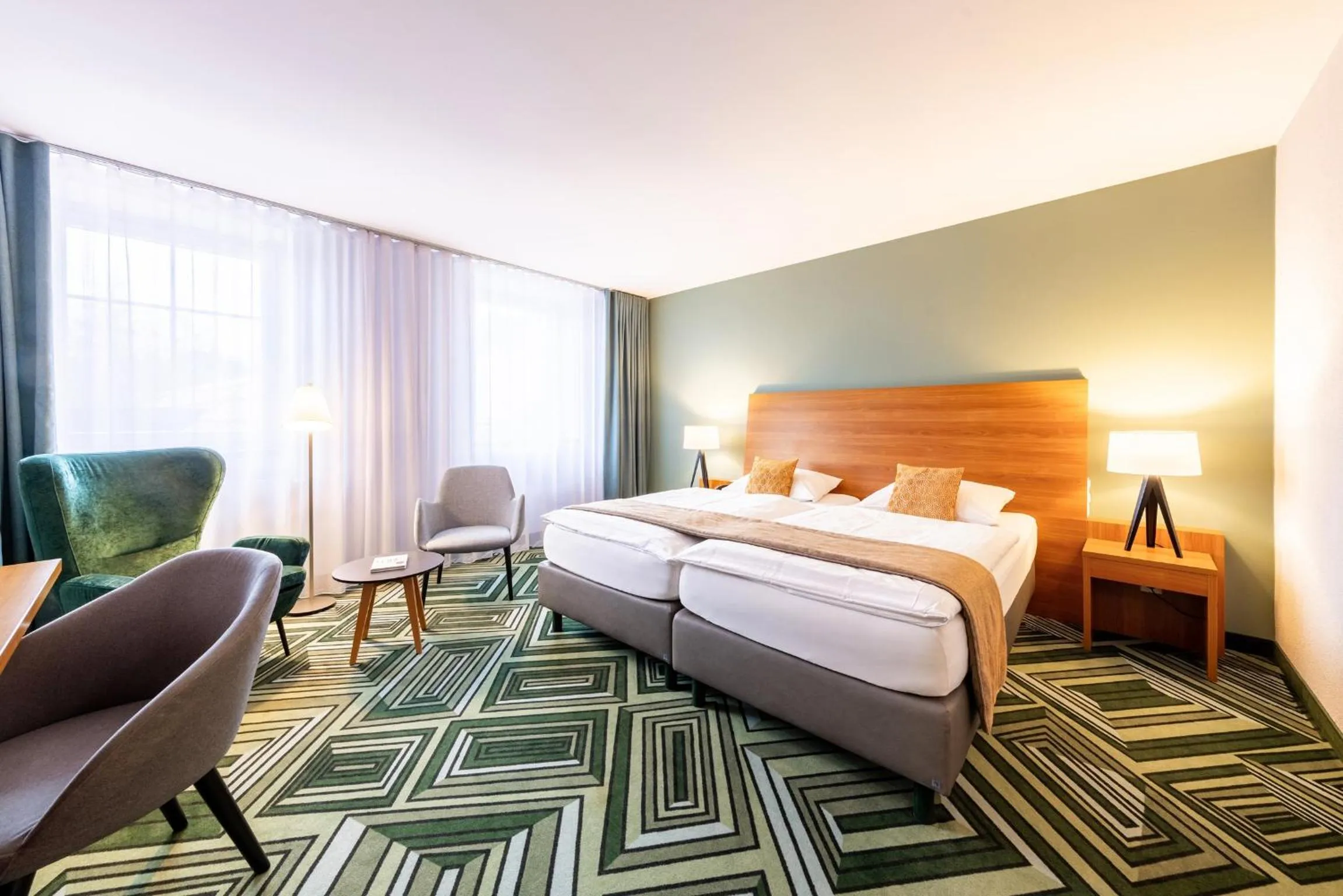 Bed in Best Western Plus Parkhotel Maximilian Ottobeuren