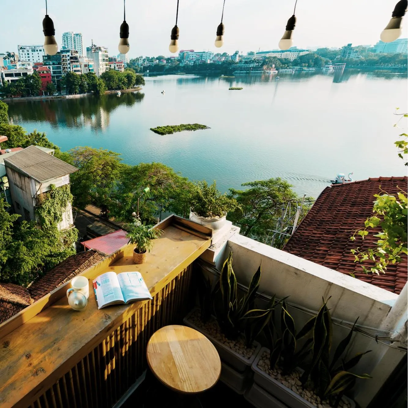 Balcony/Terrace in The Autumn Homestay