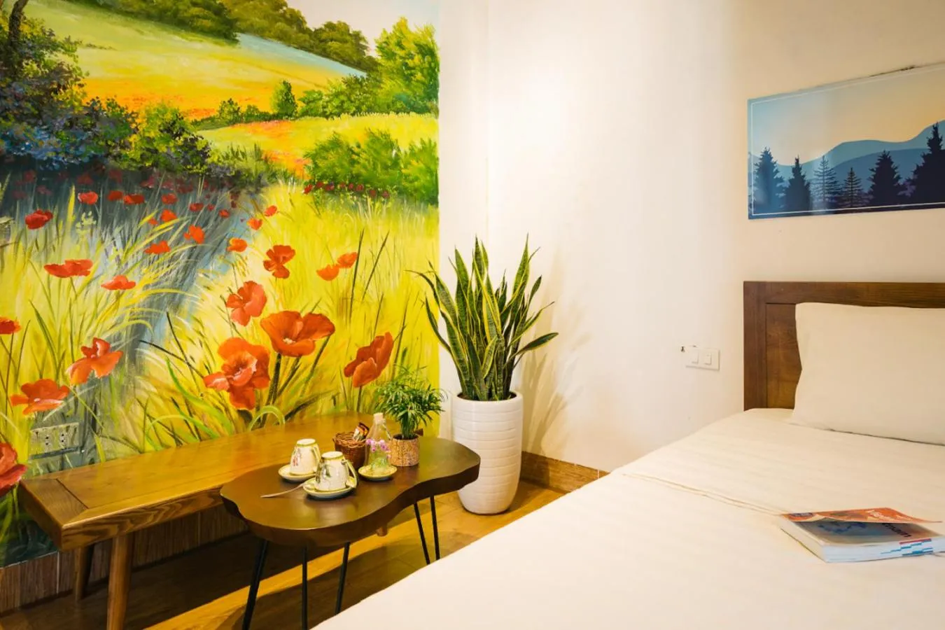 Seating area, Bed in The Autumn Homestay