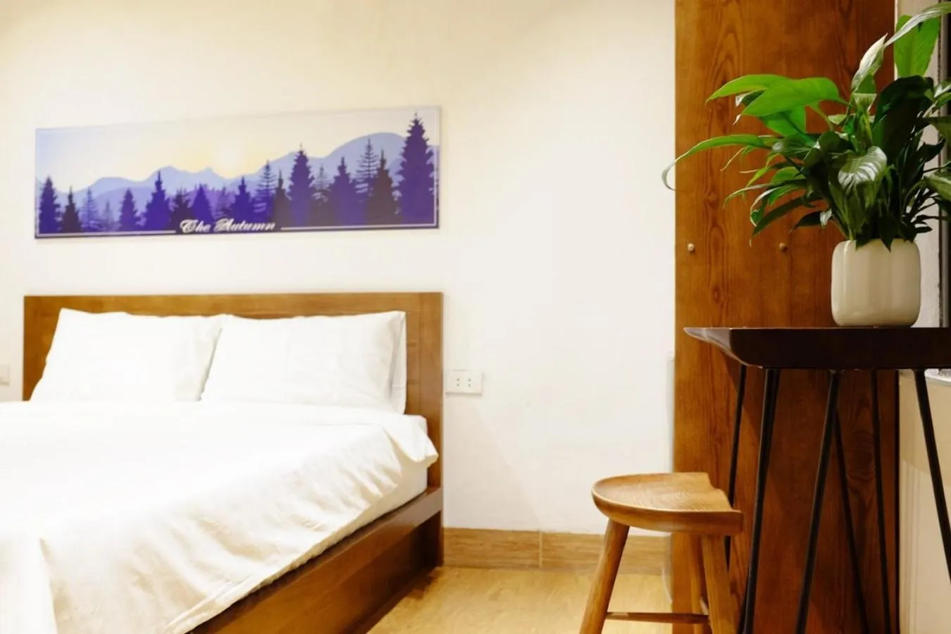 Decorative detail, Bed in The Autumn Homestay