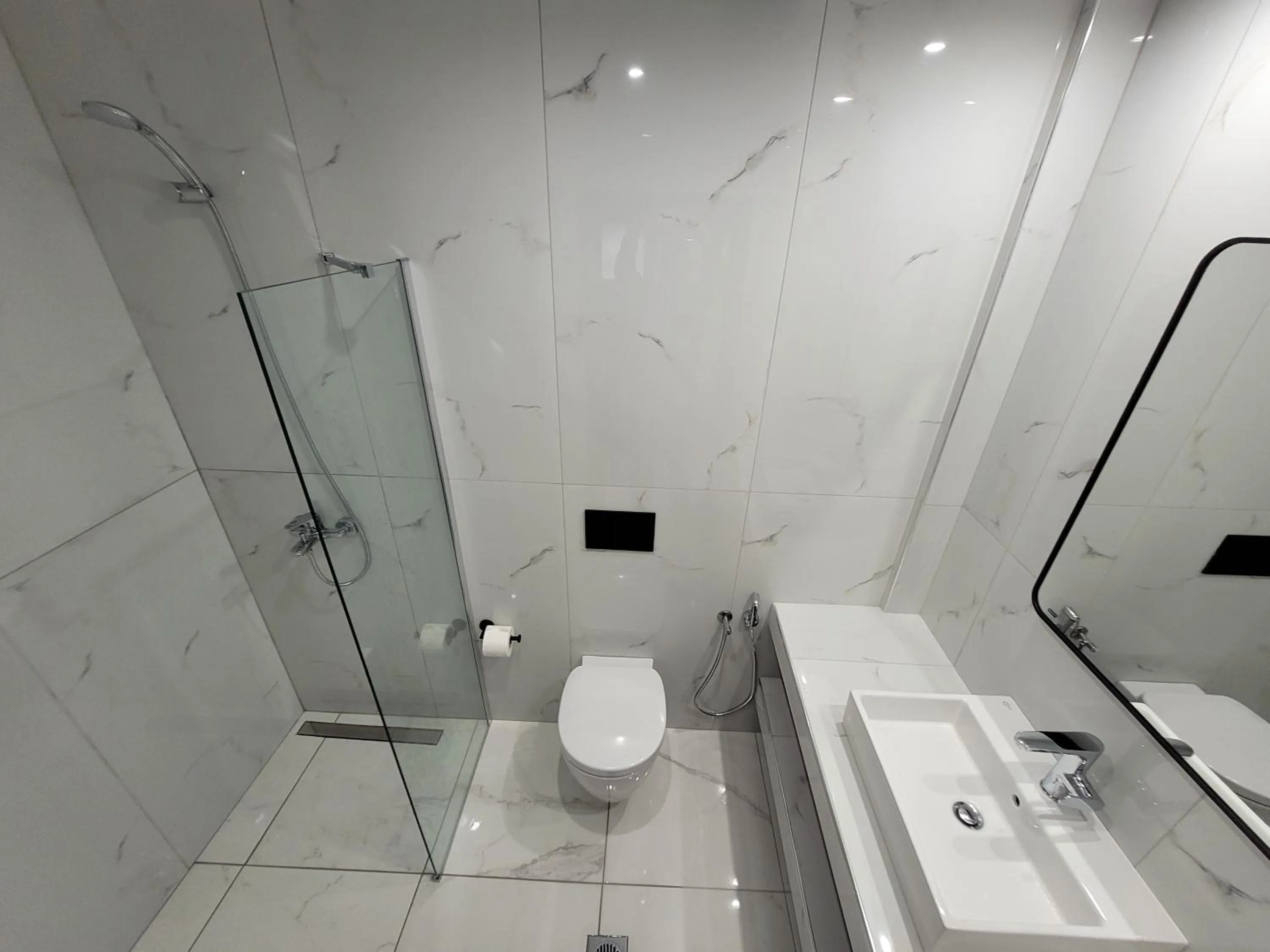 Bathroom in Jannos Beach hotel