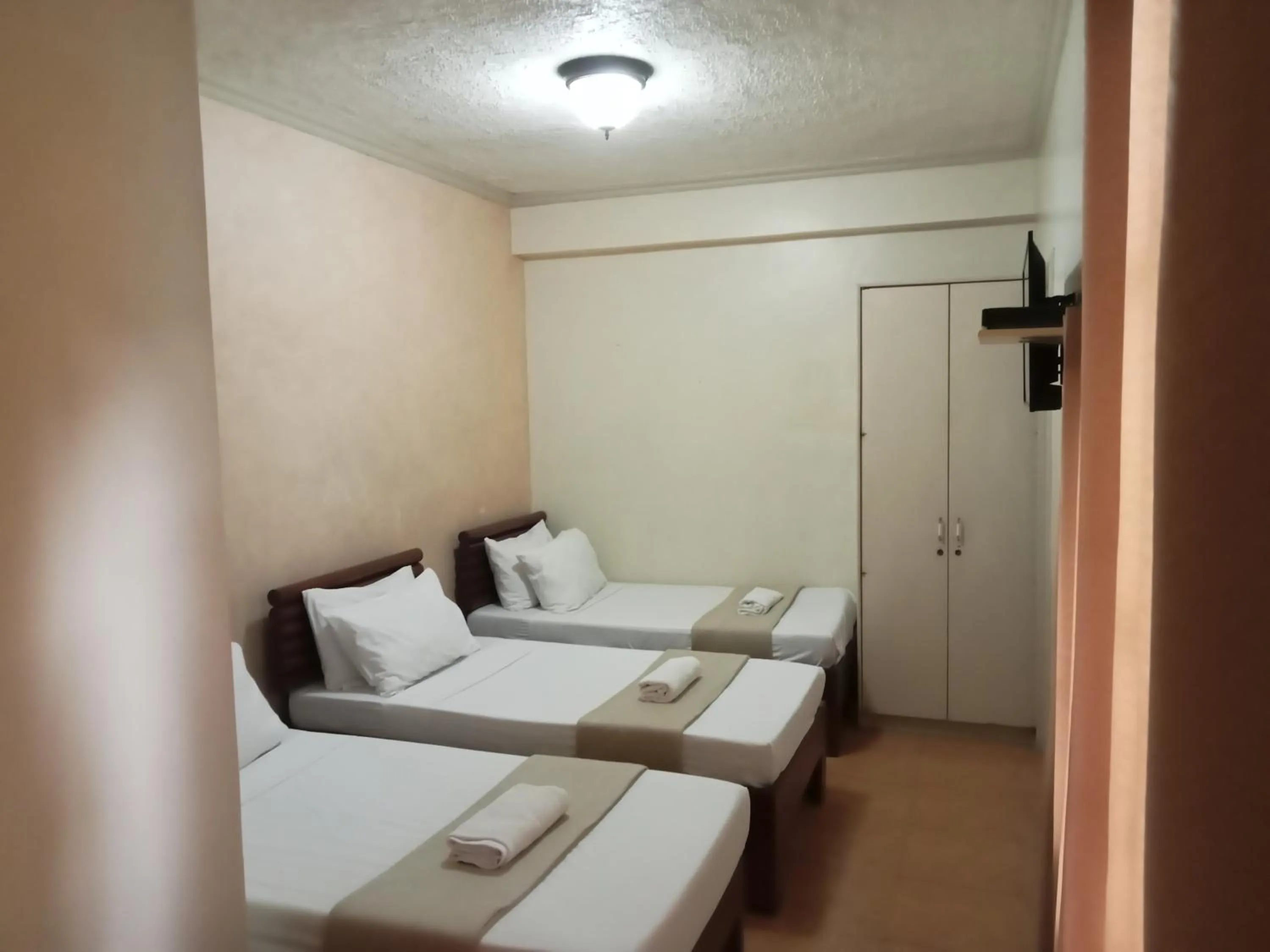 Bedroom, Bed in RedDoorz at Casa Marabella Villamonte Bacolod City