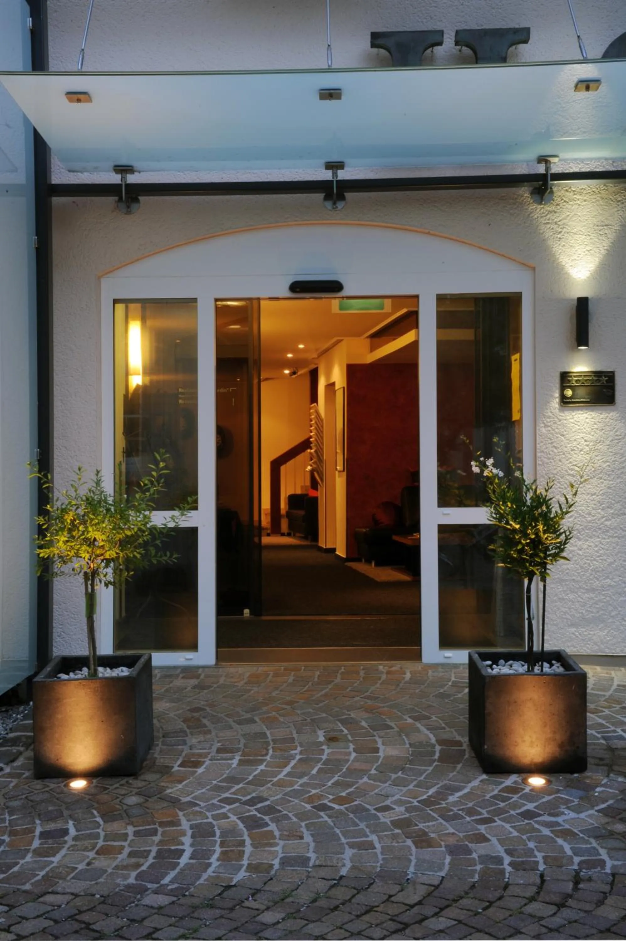 Facade/entrance in Hotel Goldener Knopf