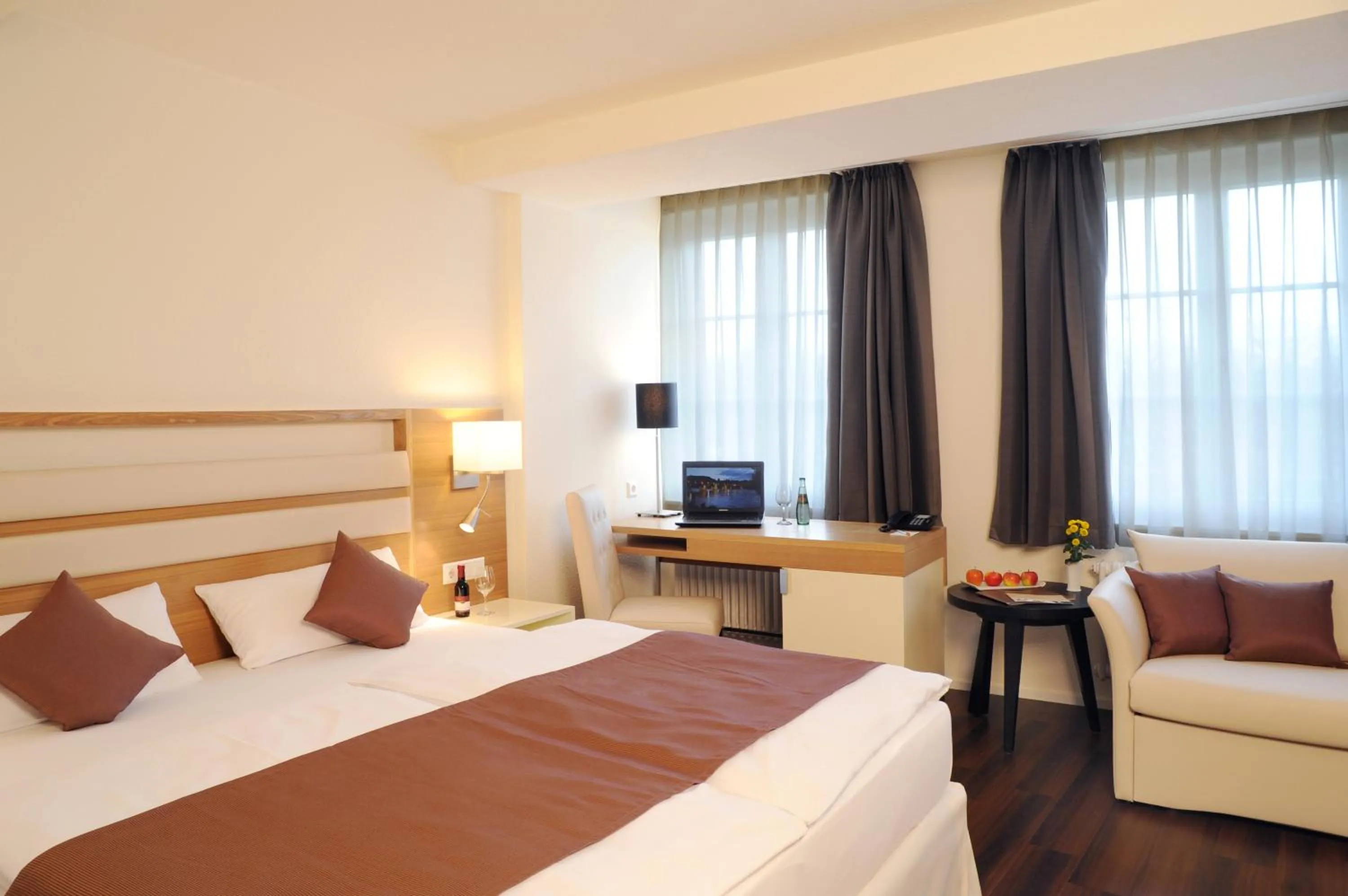 Photo of the whole room, Bed in Hotel Goldener Knopf