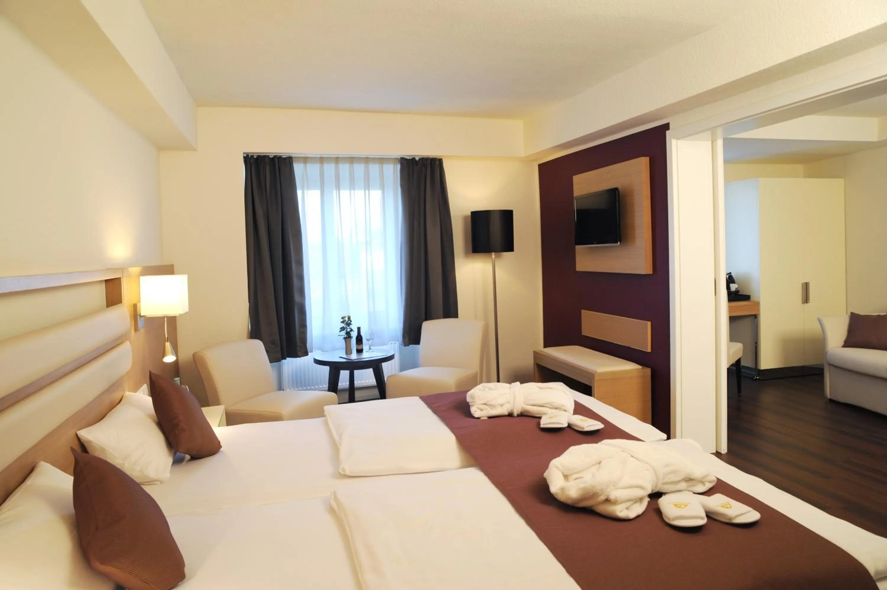 Photo of the whole room, Bed in Hotel Goldener Knopf