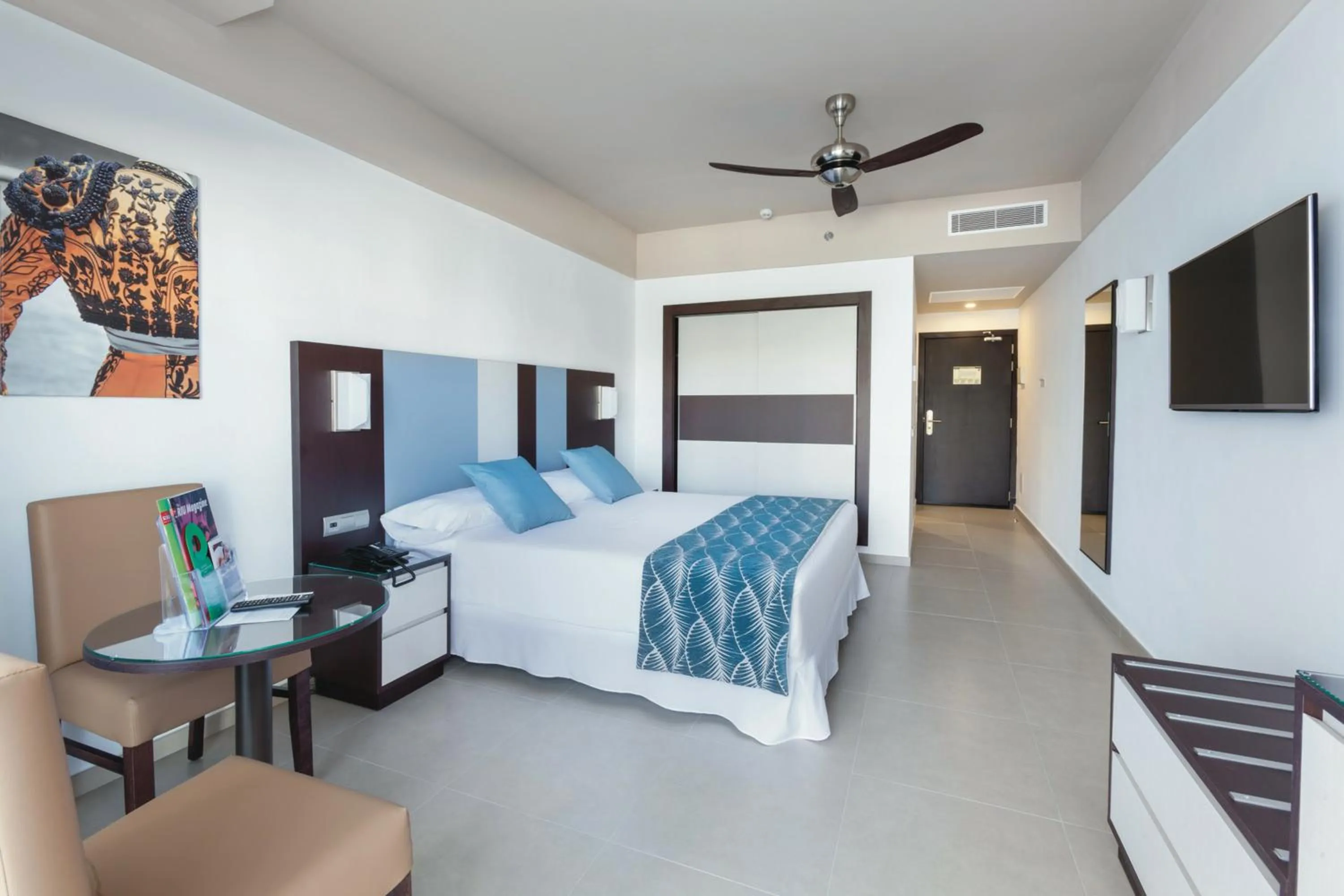 Photo of the whole room, Bed in Hotel Riu Costa del Sol - All Inclusive