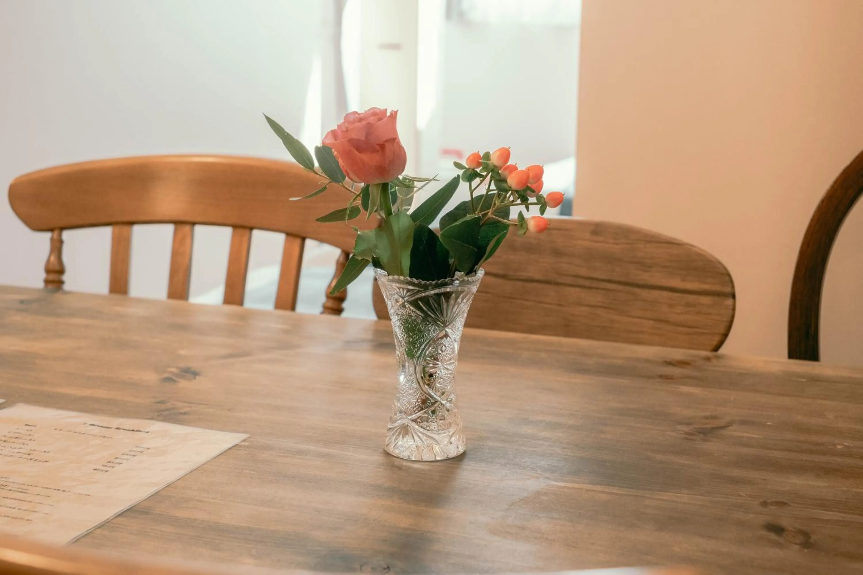 Dining area in 7 Rooms Hotel & Cafe - 30mins from Disneyland